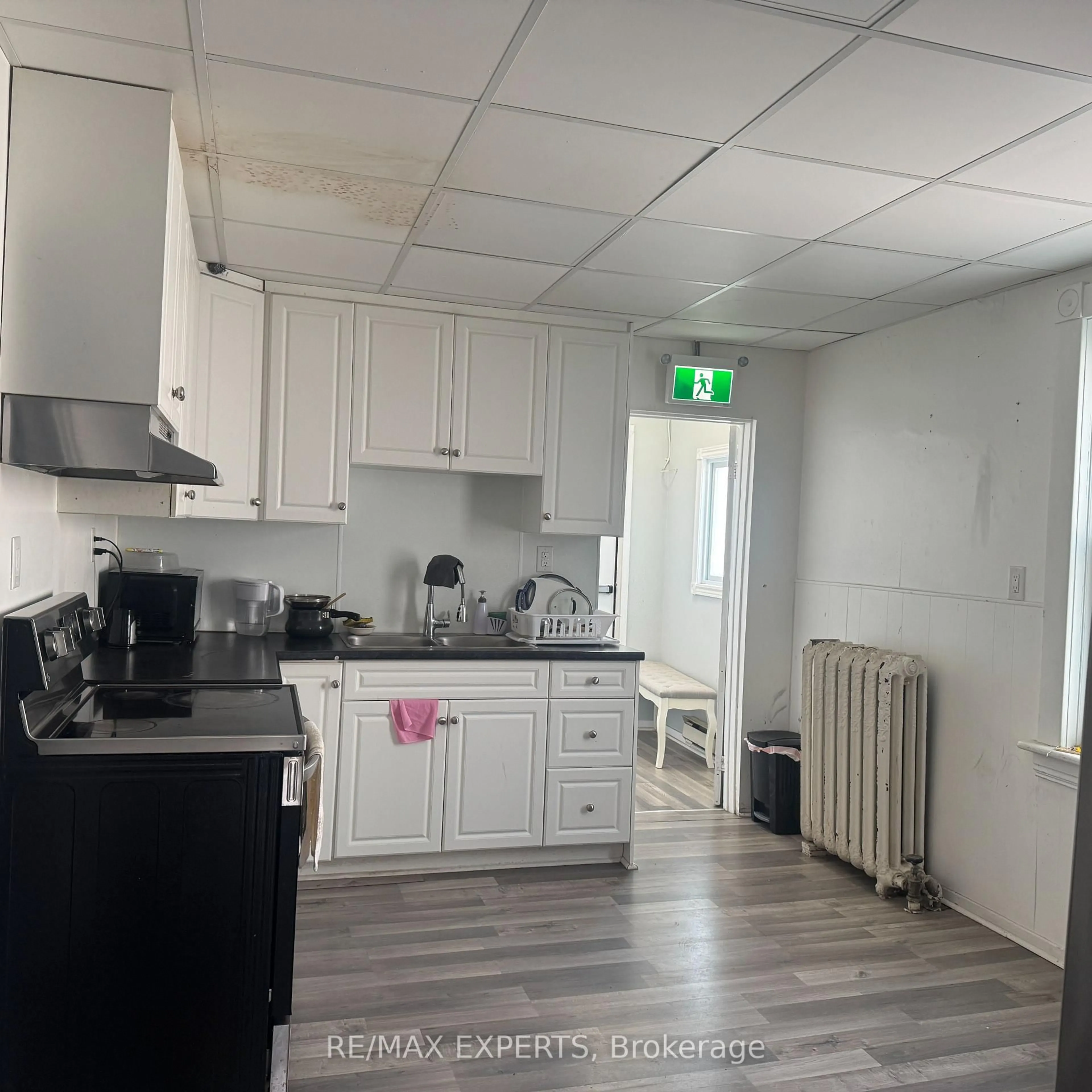 Unknown for 354 Midland Ave, Midland Ontario L4R 3K7