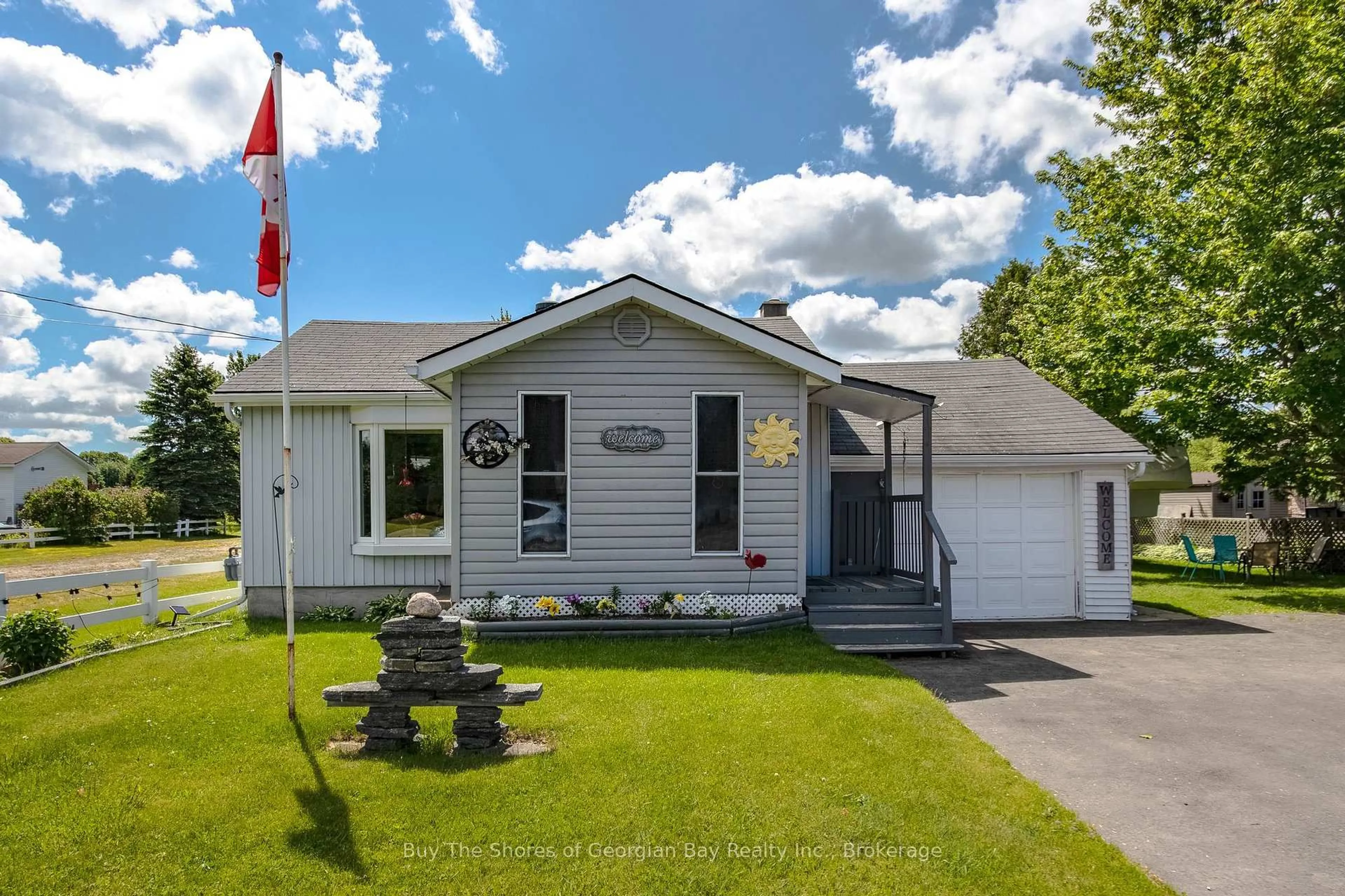 Home with vinyl exterior material, street for 17 Balm Beach Rd, Tiny Ontario L0L 2J0