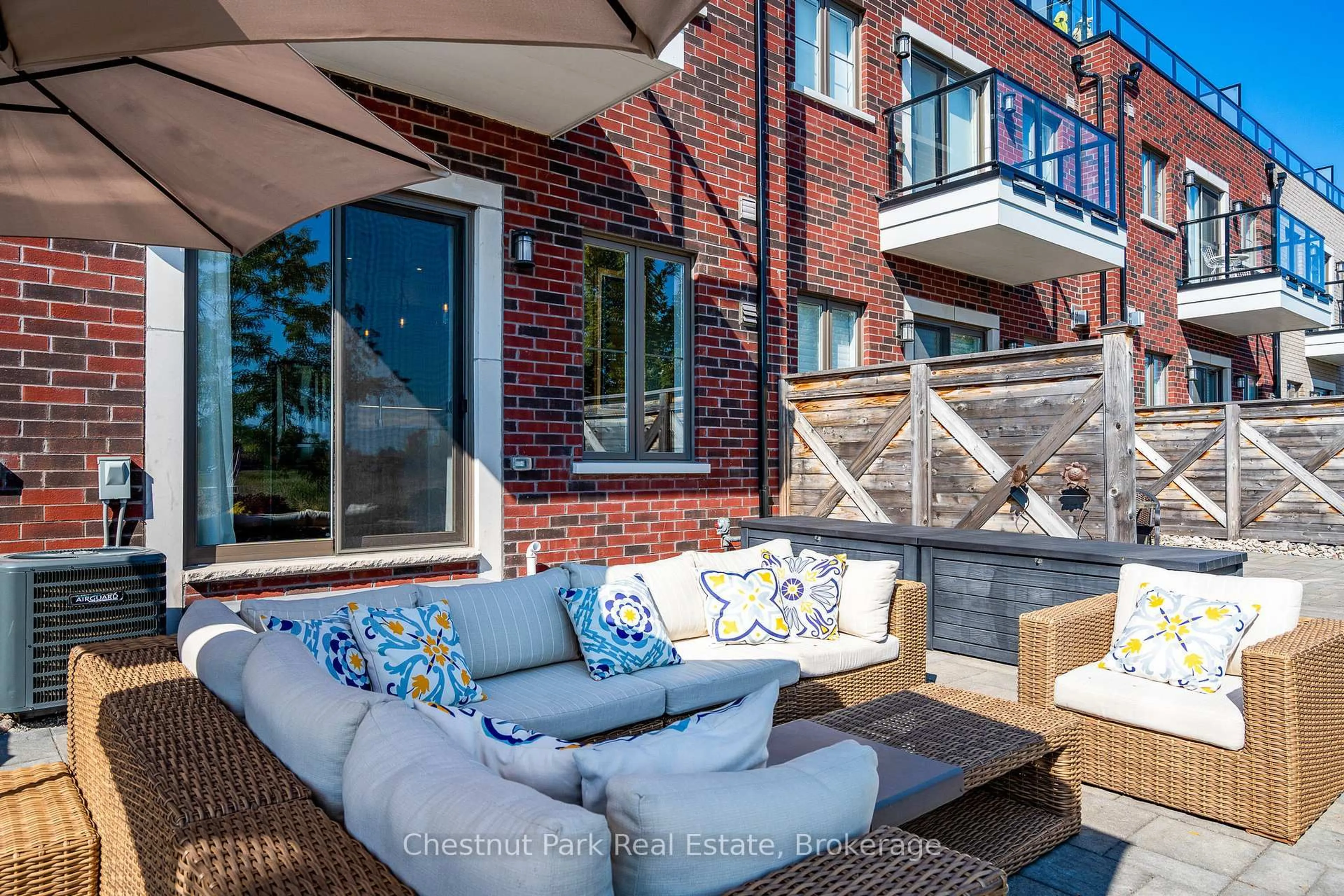 Patio, water/lake/river/ocean view for 31 Emerson Mews, Collingwood Ontario L9Y 2X4