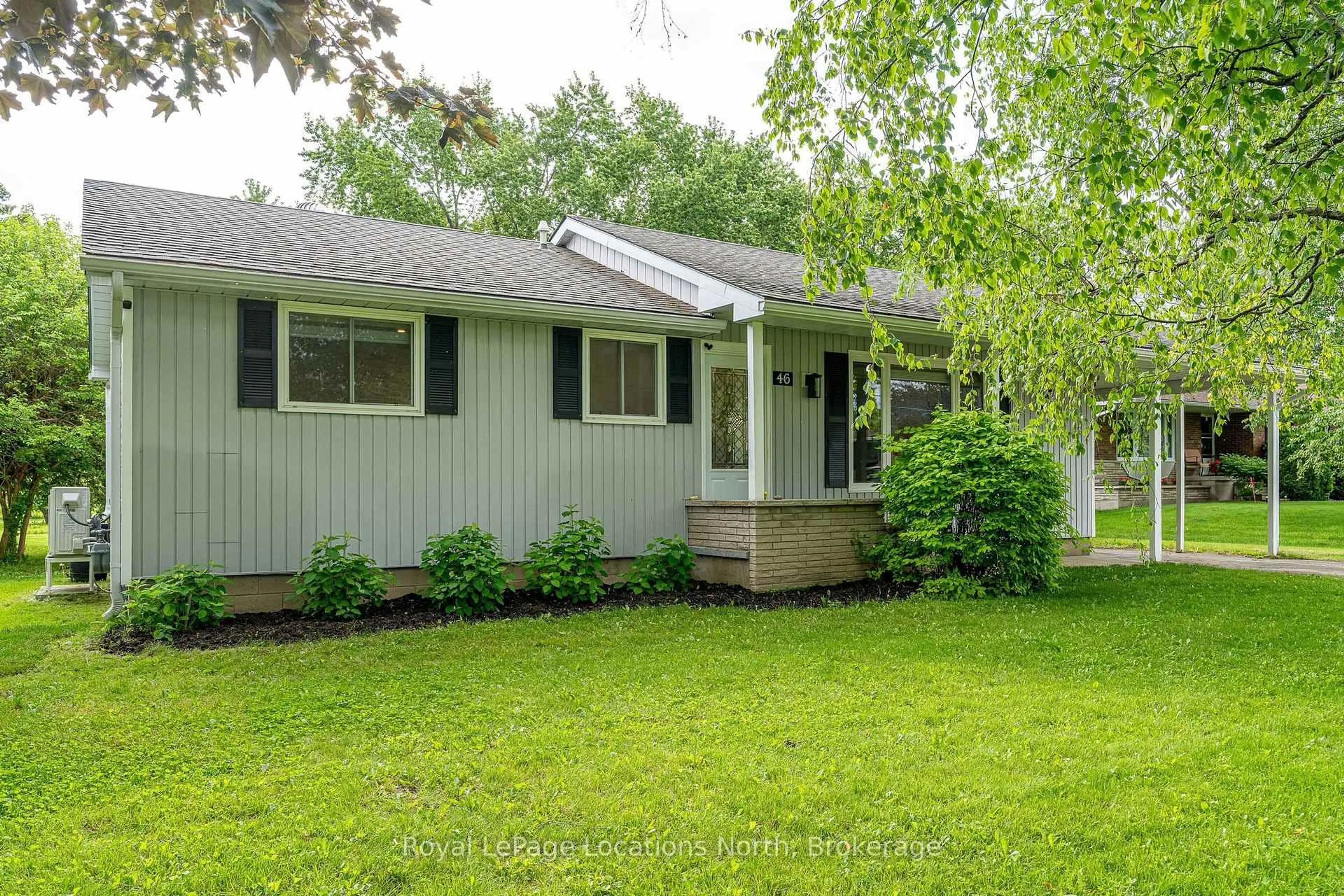 Home with vinyl exterior material, street for 46 Townley St, Clearview Ontario L0M 1P0