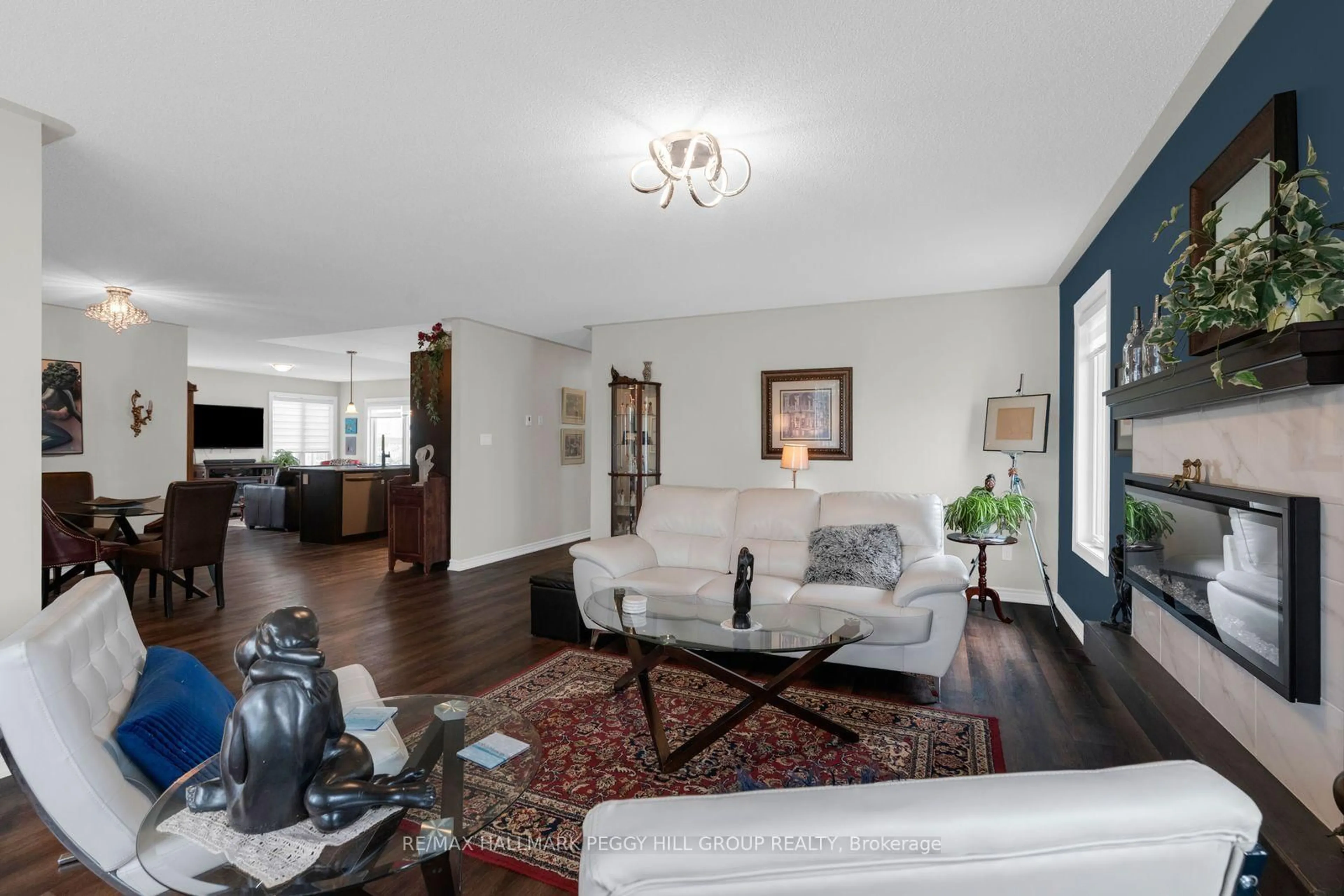 Living room with furniture, unknown for 5 Sophie Lane, Ramara Ontario L3V 8J9