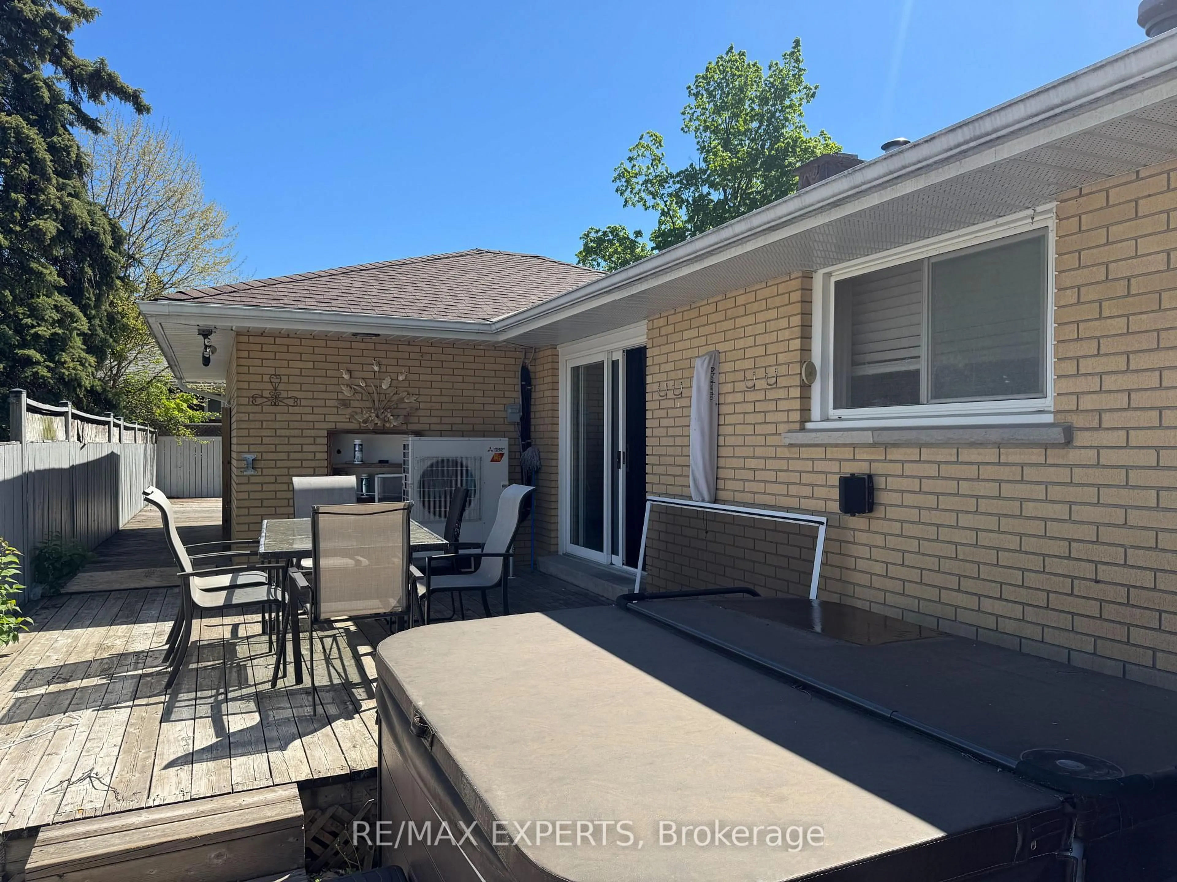 Unknown for 1 Erie St, Collingwood Ontario L9Y 1P3