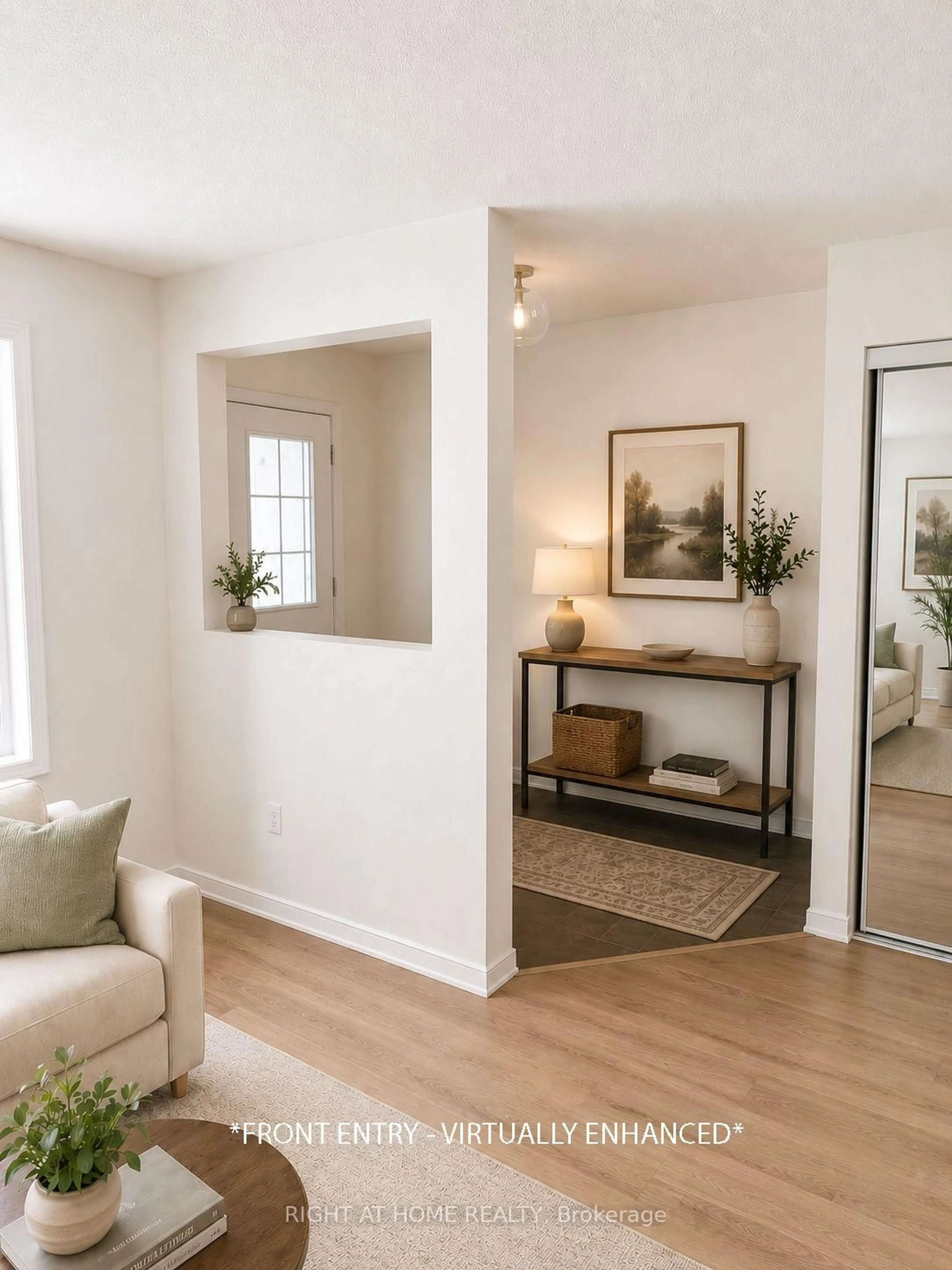 Indoor entryway for 3 PEARTREE Crt, Barrie Ontario L4N 6N7