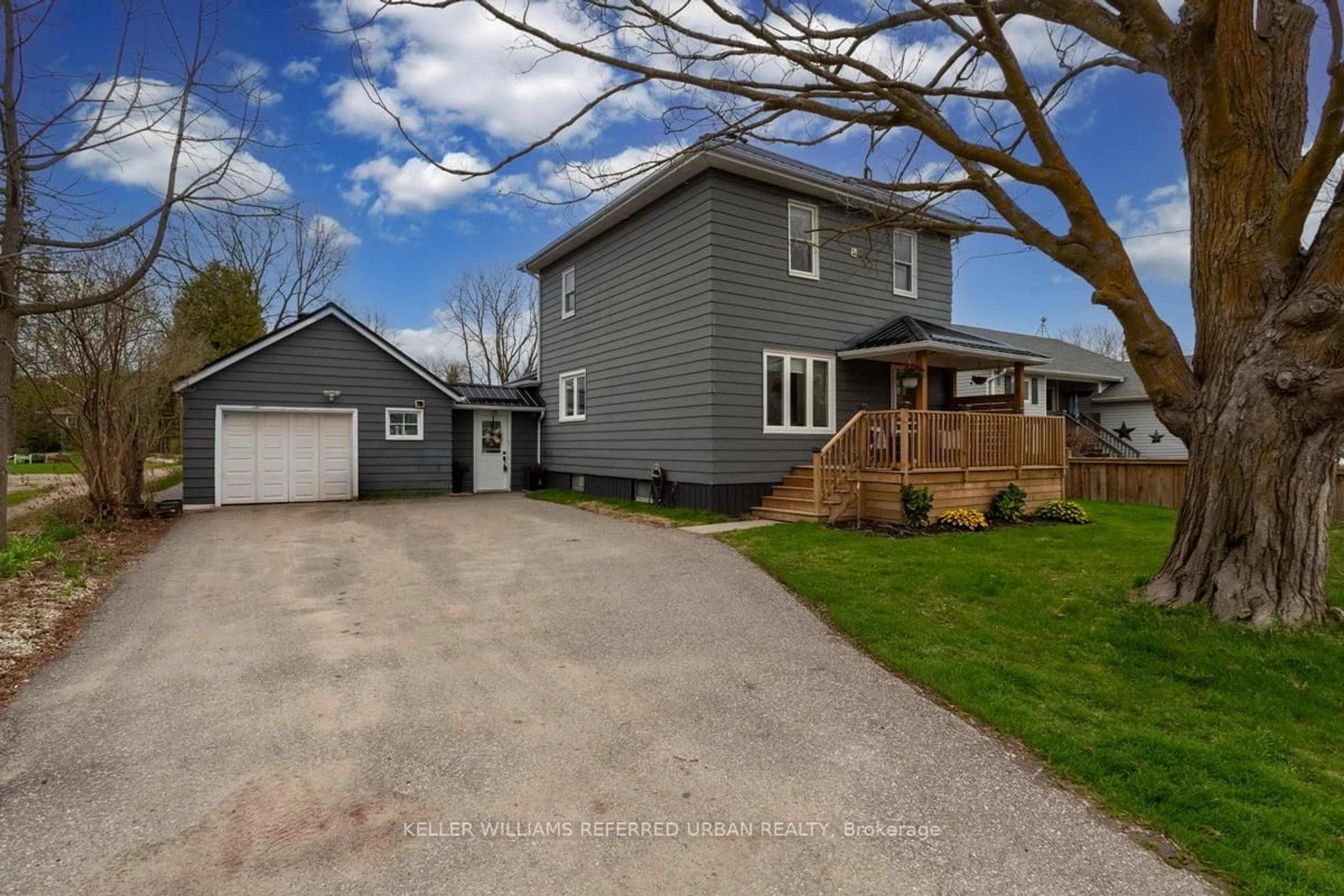 A pic from outside/outdoor area/front of a property/back of a property/a pic from drone, street for 5304 County Rd 9 Rd, Clearview Ontario L0M 1N0