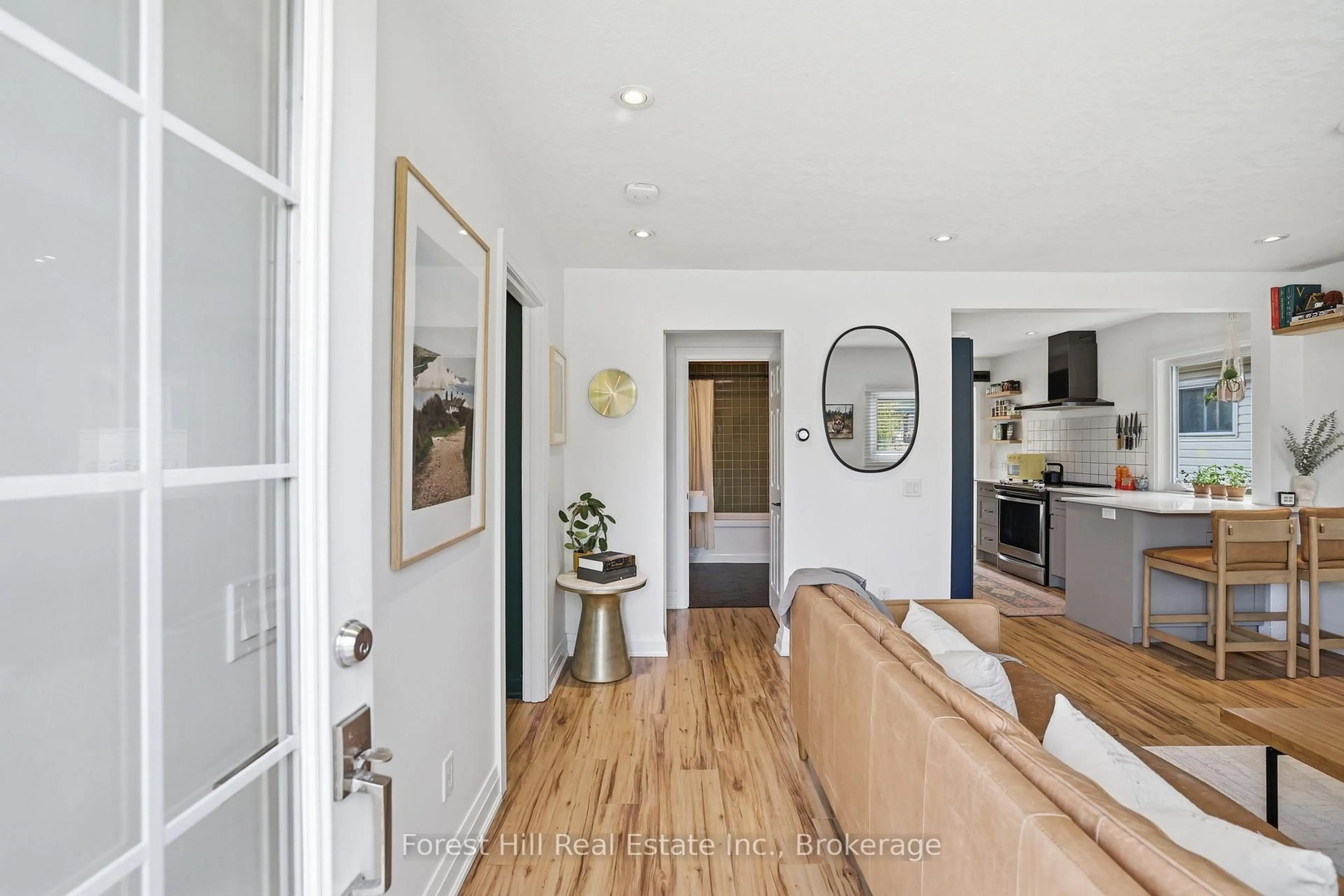 Unknown for 537 Hurontario St, Collingwood Ontario L9Y 2N4