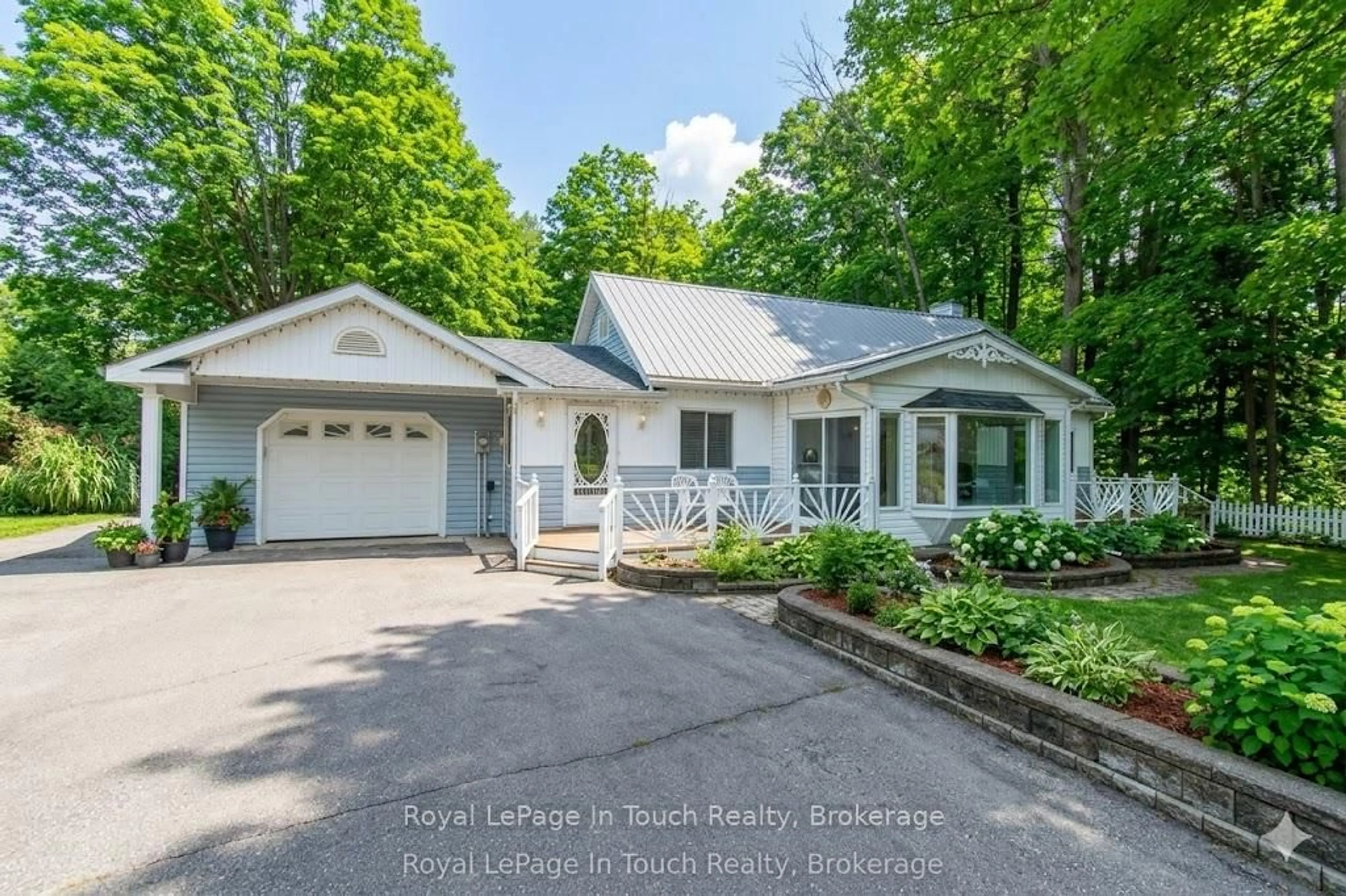 Unknown for 748 Overhead bridge Rd, Penetanguishene Ontario L9M 0V6