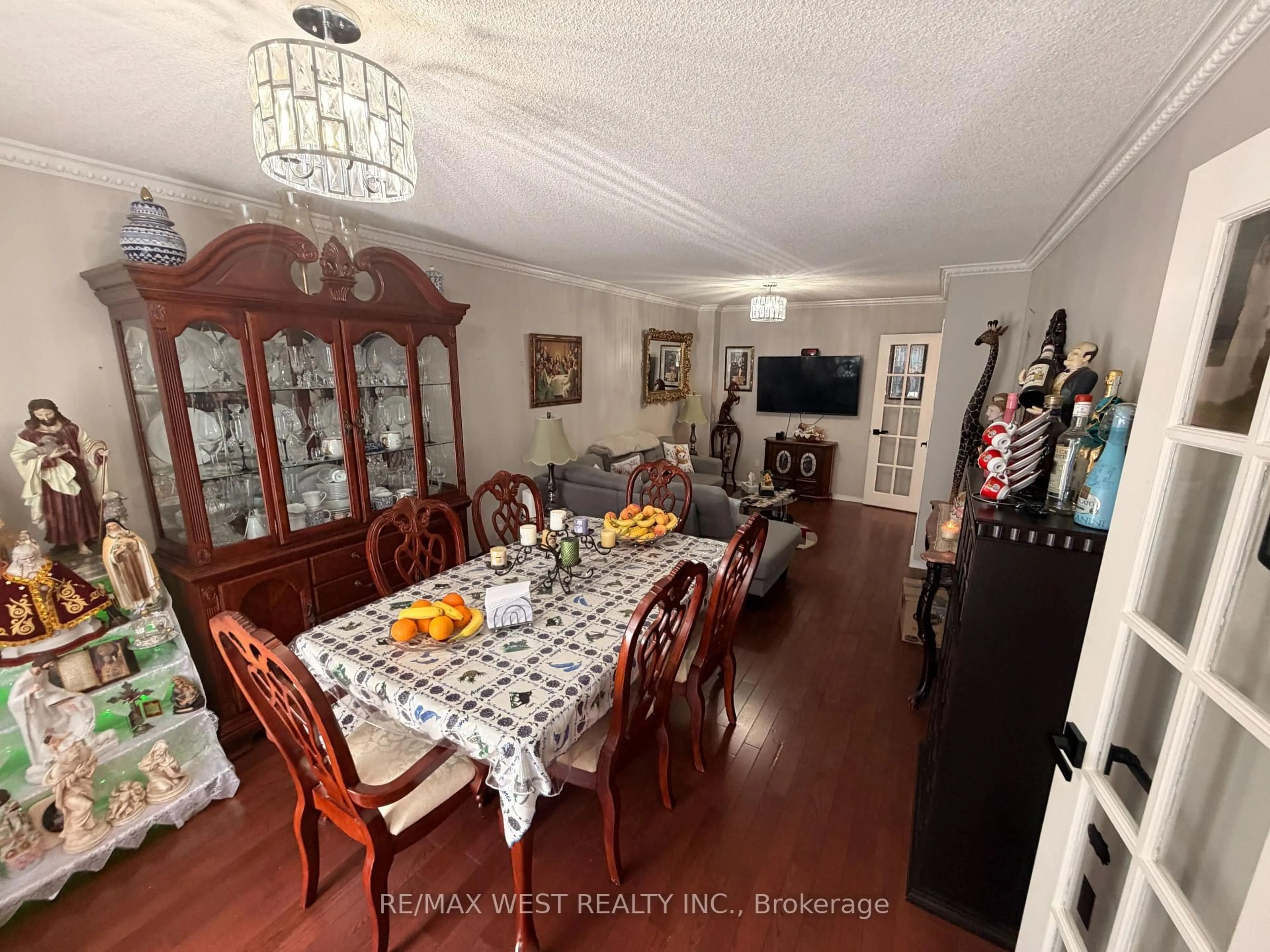 Dining room, unknown for 87 Athabaska Rd, Barrie Ontario L4N 8E9