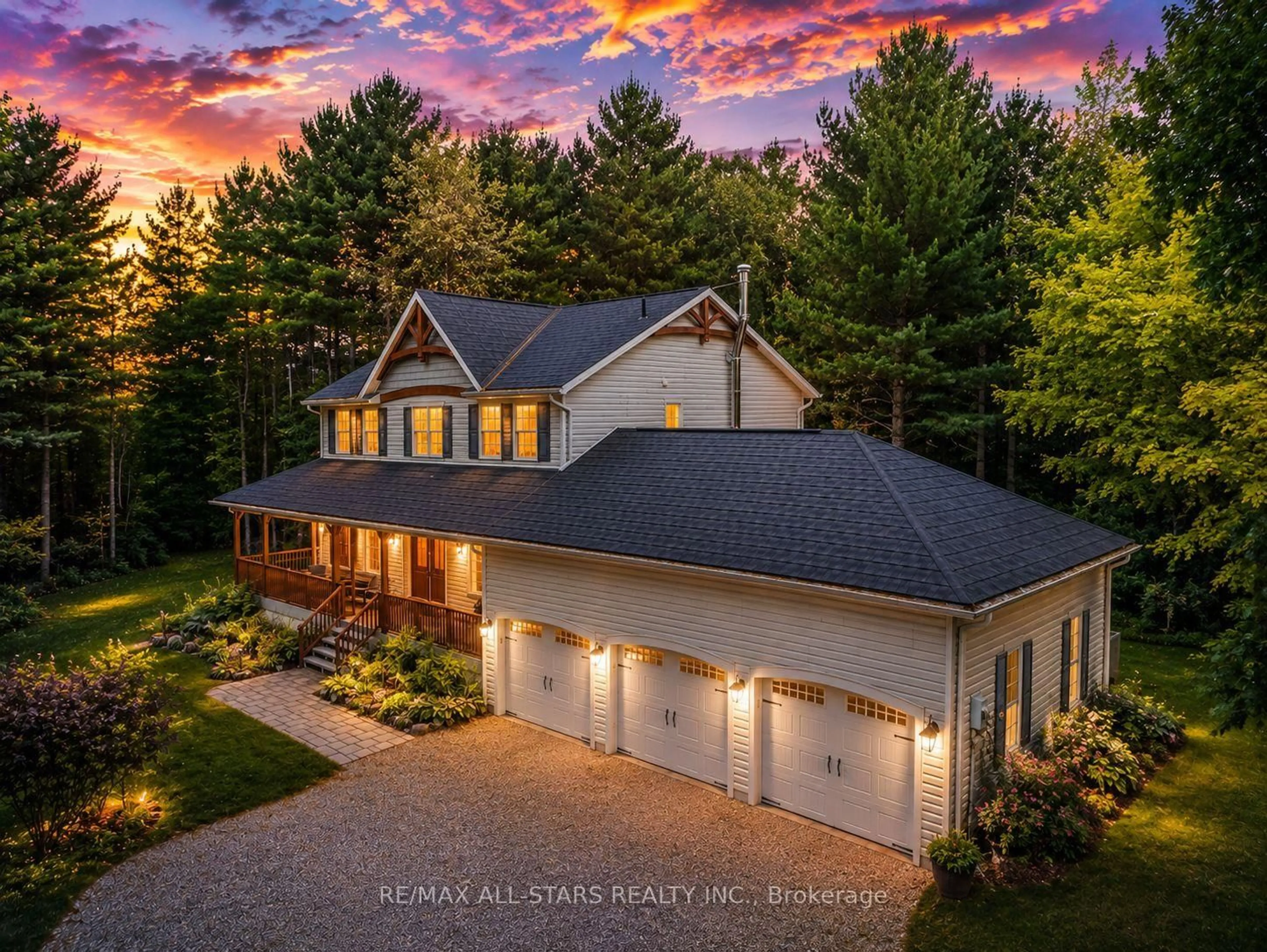 A pic from outside/outdoor area/front of a property/back of a property/a pic from drone, unknown for 29 Robert Blvd, Springwater Ontario L0L 1V0