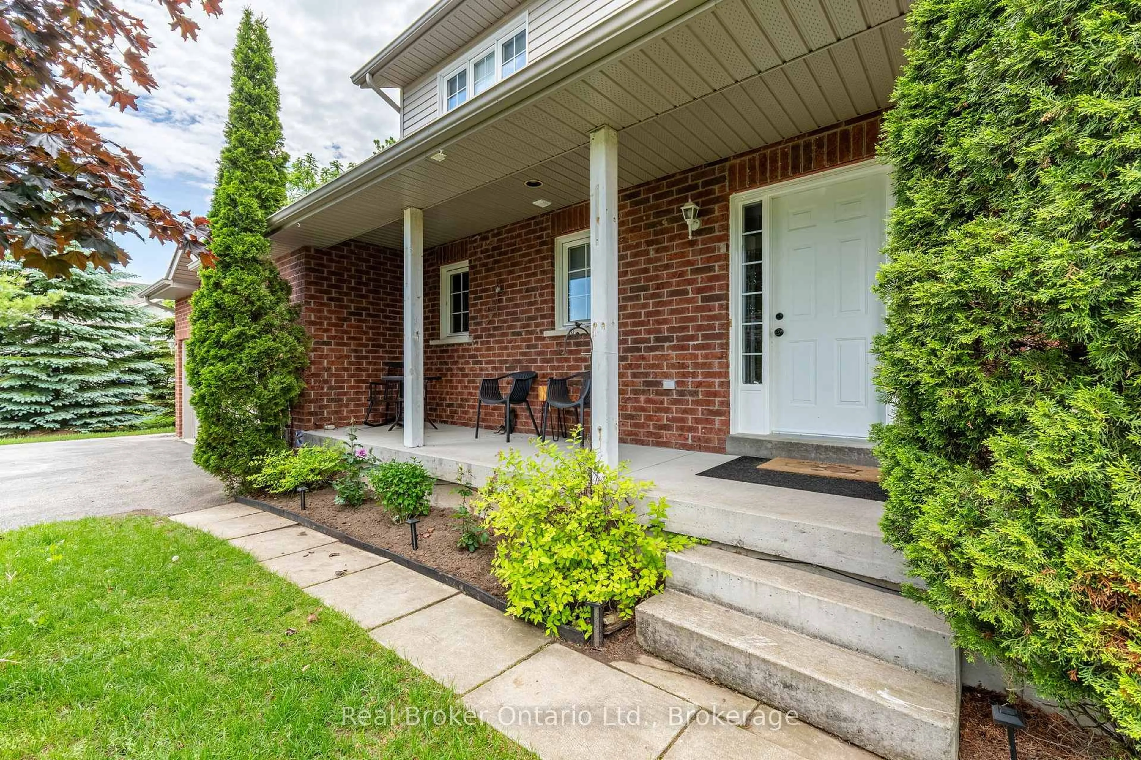 Home with brick exterior material, street for 9 Boyd Cres, Oro-Medonte Ontario L0K 1N0