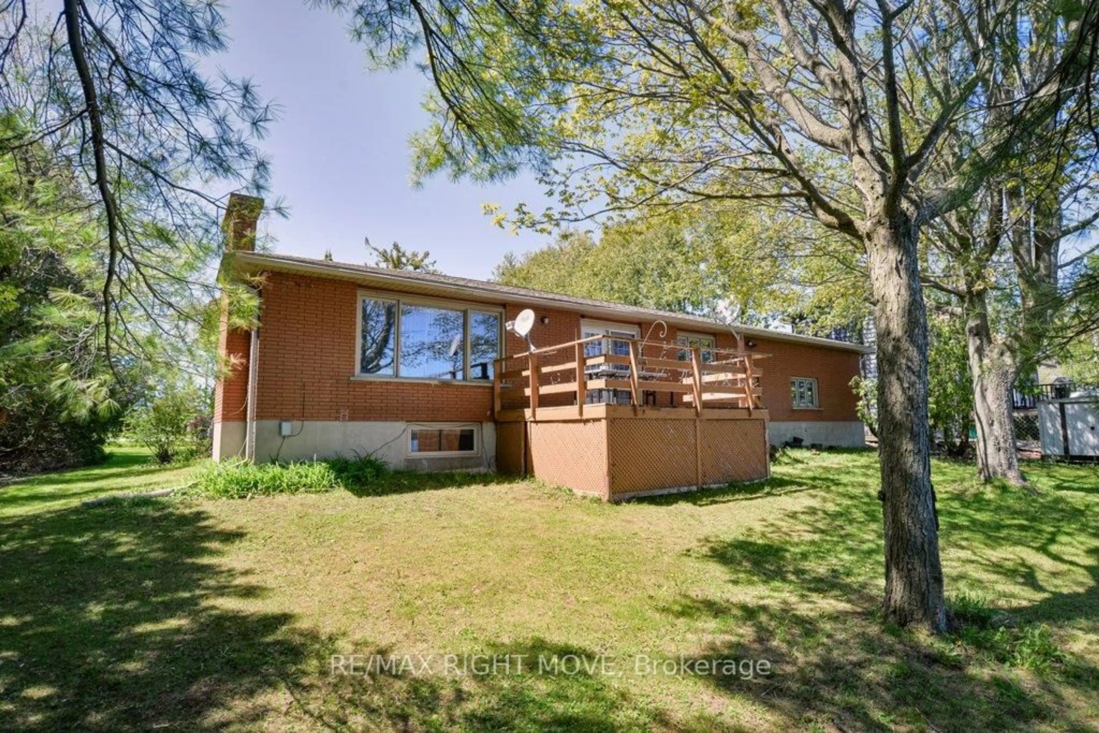 Unknown for 3877 Wood Ave, Severn Ontario L3V 0T9