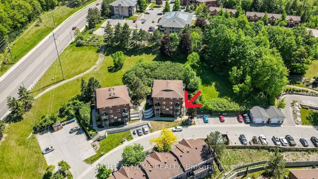 3 Sawmill Rd #2, Barrie 4