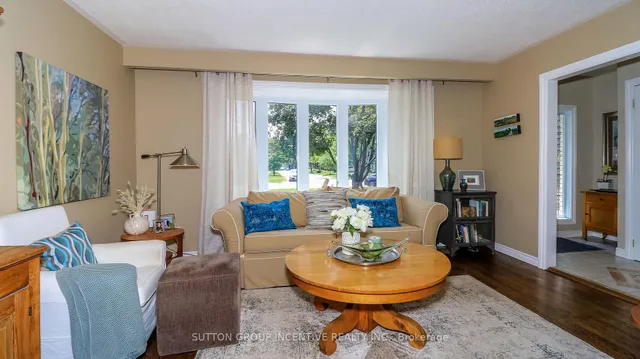 18 Jill's Crt, Barrie 5