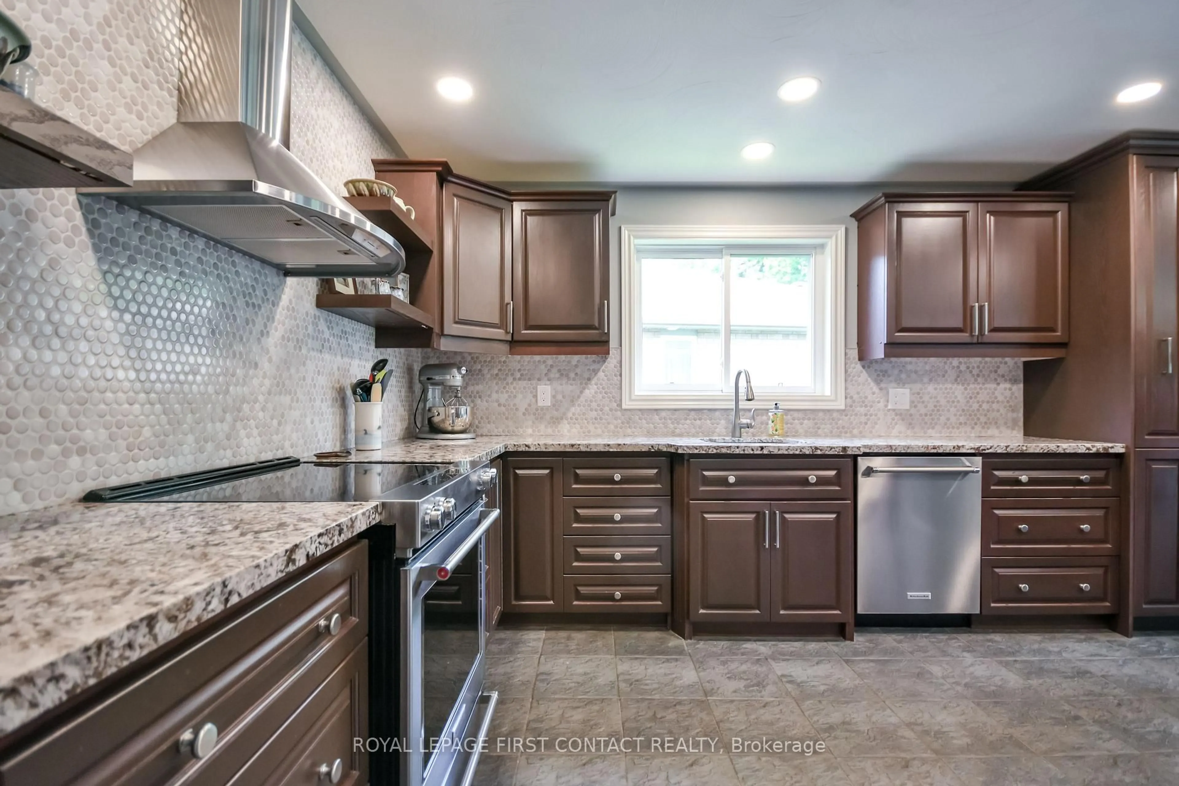 Unknown for 6 Nicklaus Dr, Barrie Ontario L4M 6W6