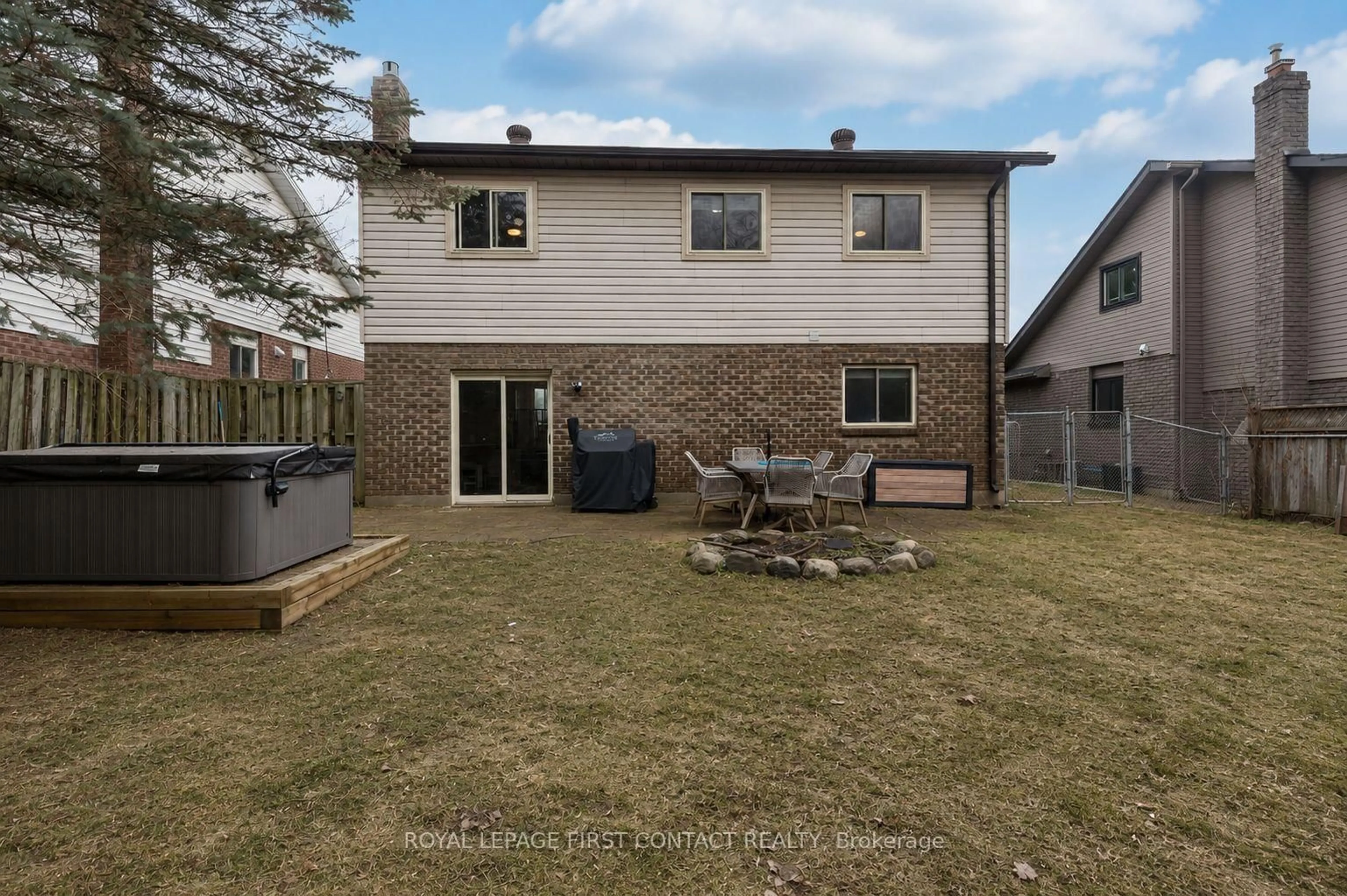 Unknown for 243 LITTLE Ave, Barrie Ontario L4N 6L3