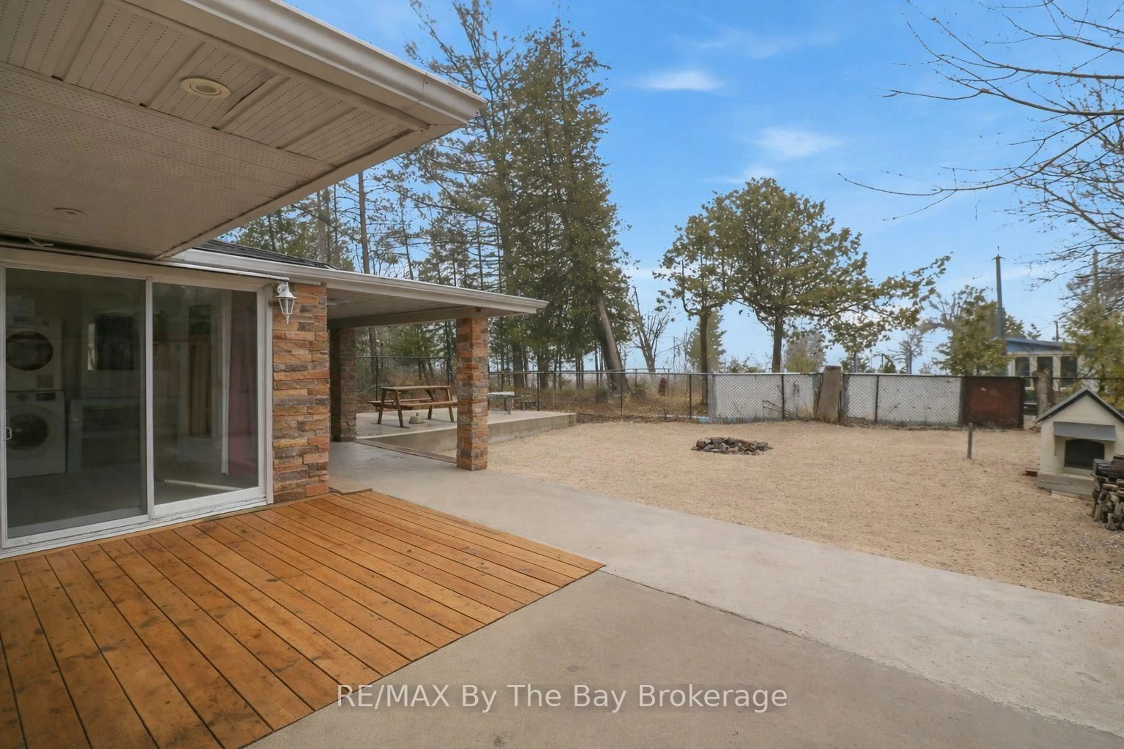 Patio, water/lake/river/ocean view for 54 Homewood Ave, Wasaga Beach Ontario L9Z 2M2