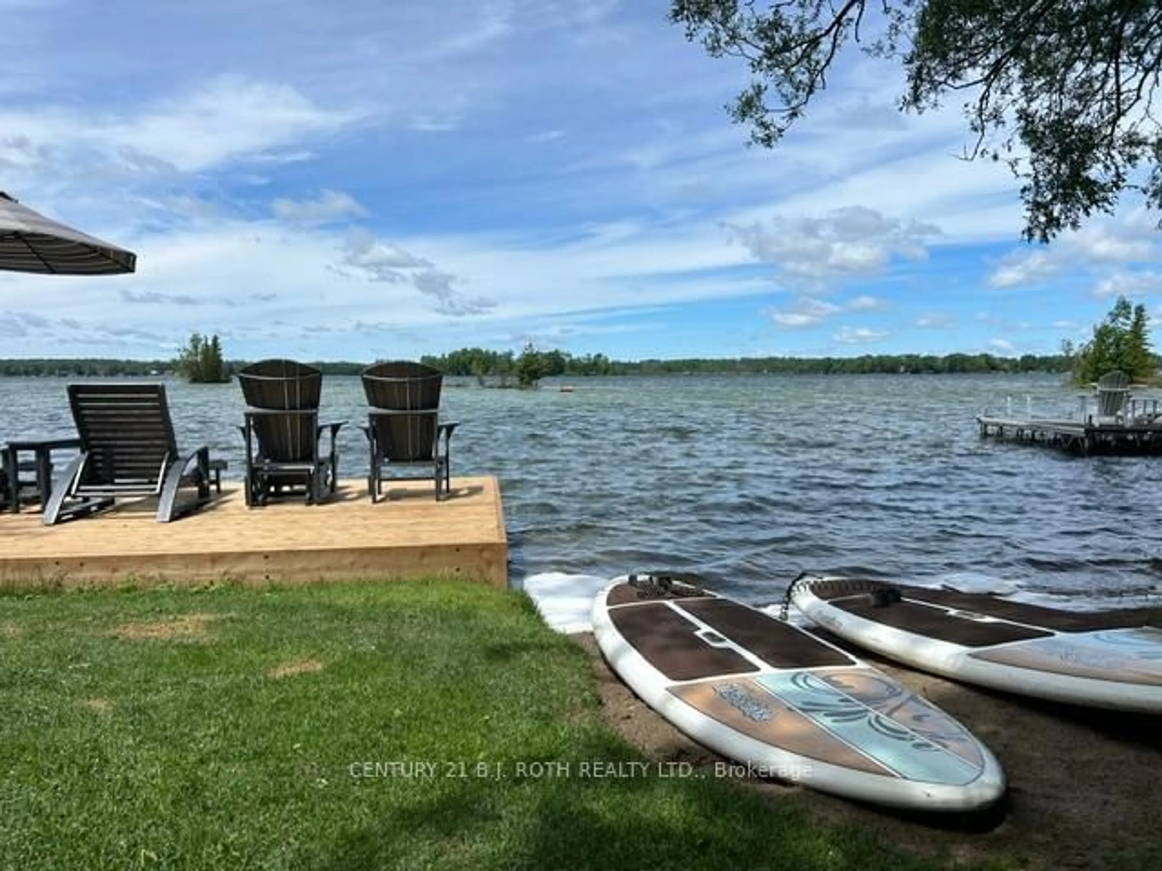Patio, water/lake/river/ocean view for 7426 ISLAND VIEW St, Ramara Ontario L0K 2B0