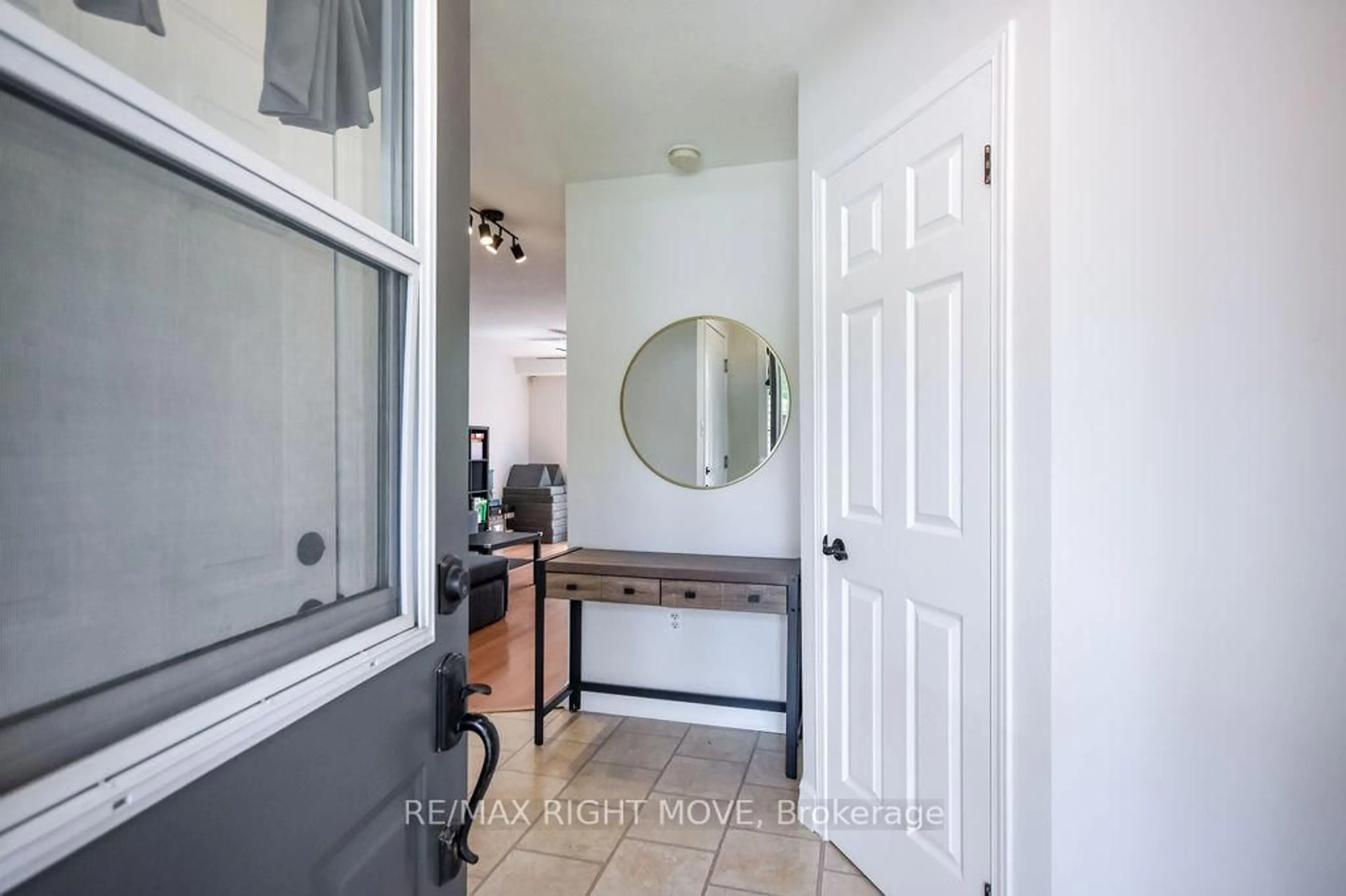 Unknown for 142 JULIA Cres, Orillia Ontario L3V 7X4