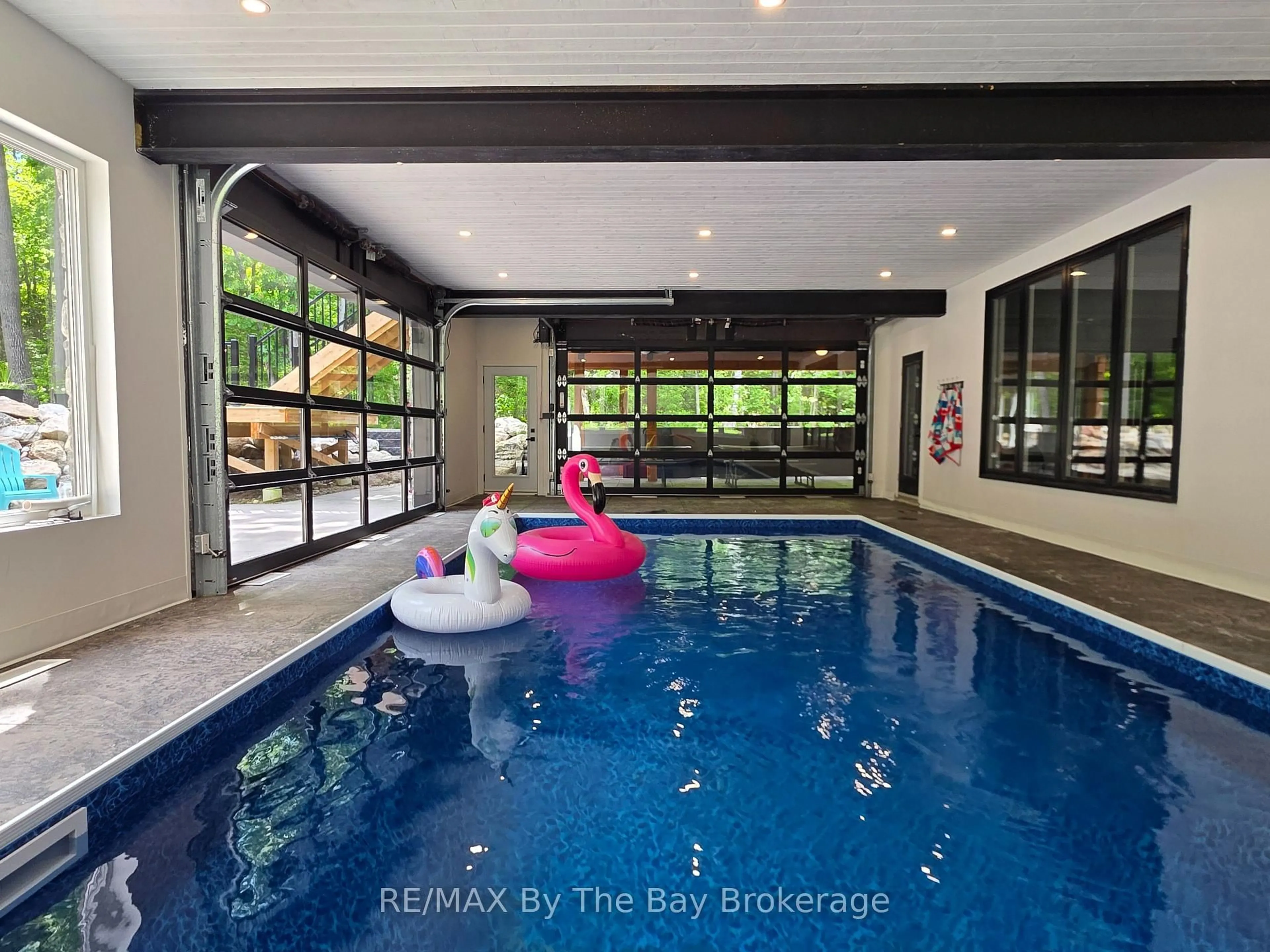 Pool for 95 Spruce St, Tiny Ontario L0L 1P1