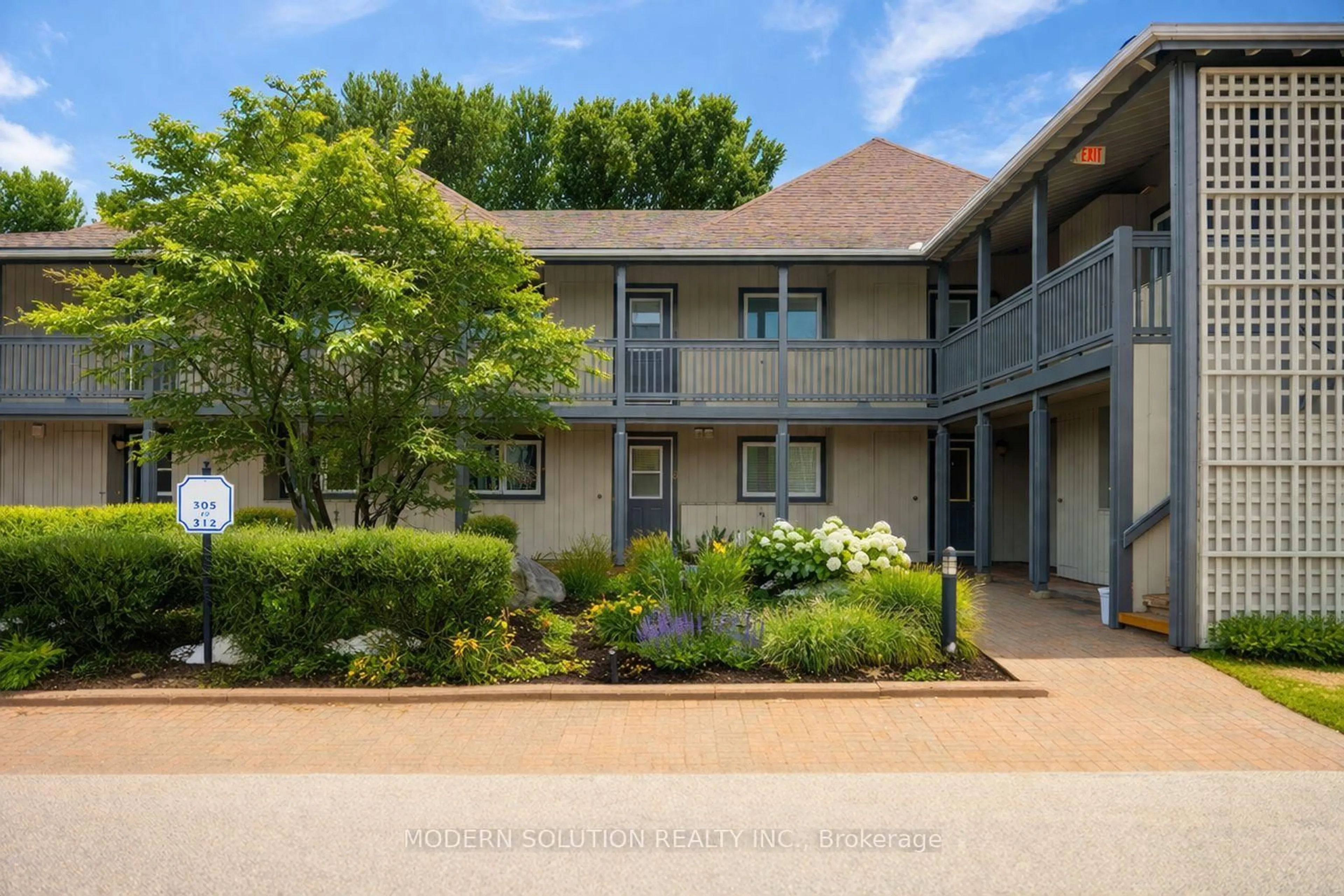 Patio, unknown for 307 Mariners Way, Collingwood Ontario L9Y 5C7