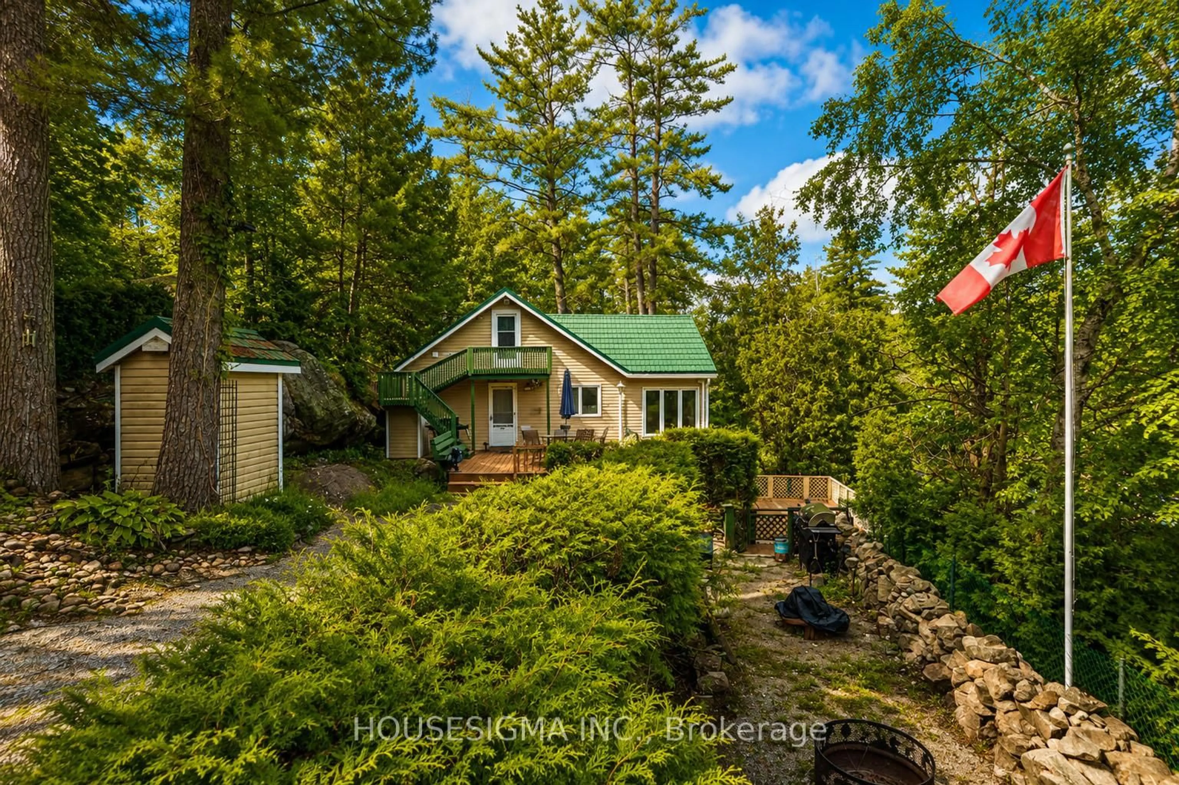 A pic from outside/outdoor area/front of a property/back of a property/a pic from drone, forest/trees view for 8122 Laidlaw Ave, Ramara Ontario L0K 2B0