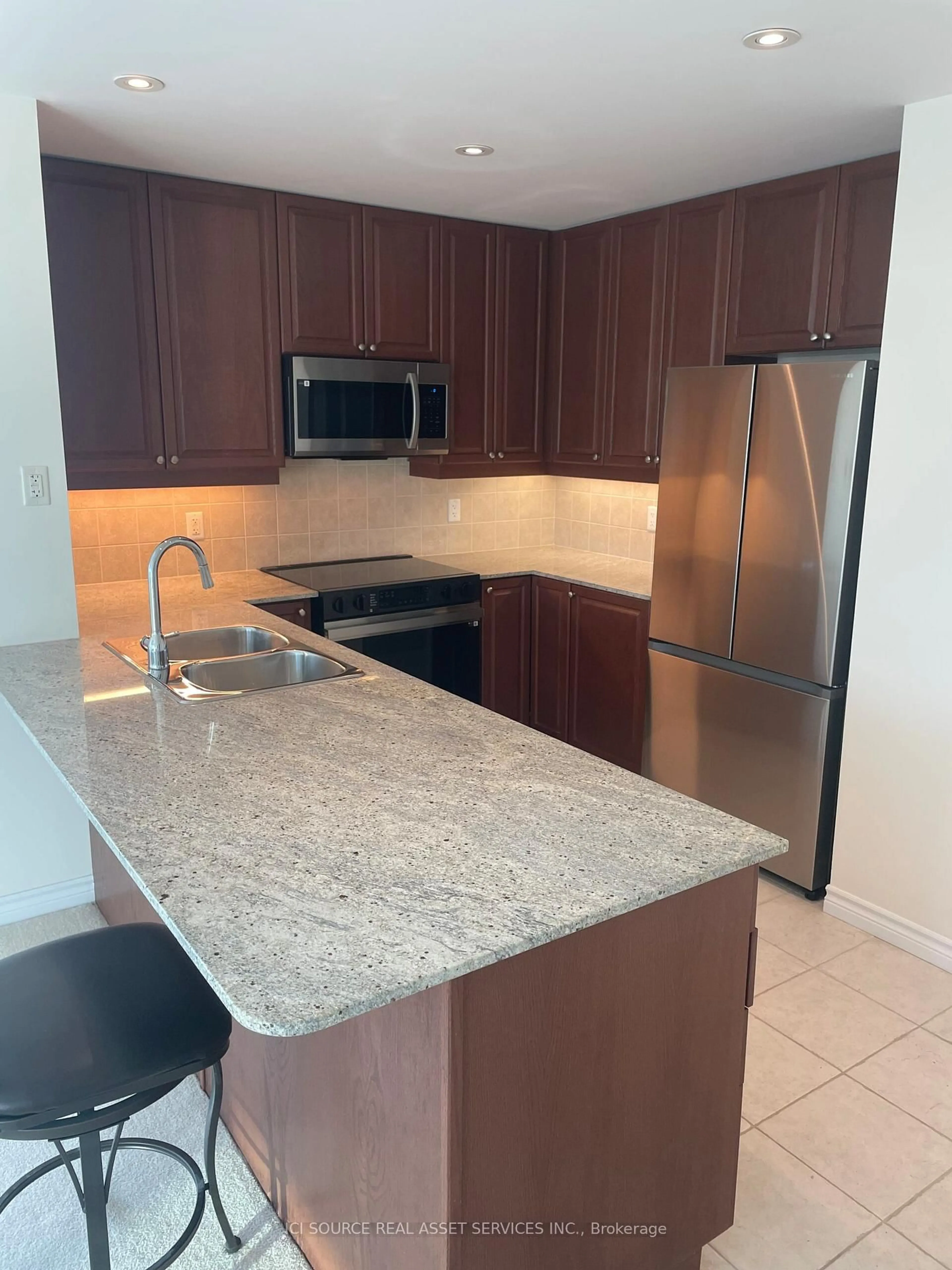 Standard kitchen, ceramic/tile floor for 37 Ellen St #501, Barrie Ontario L4N 6G2
