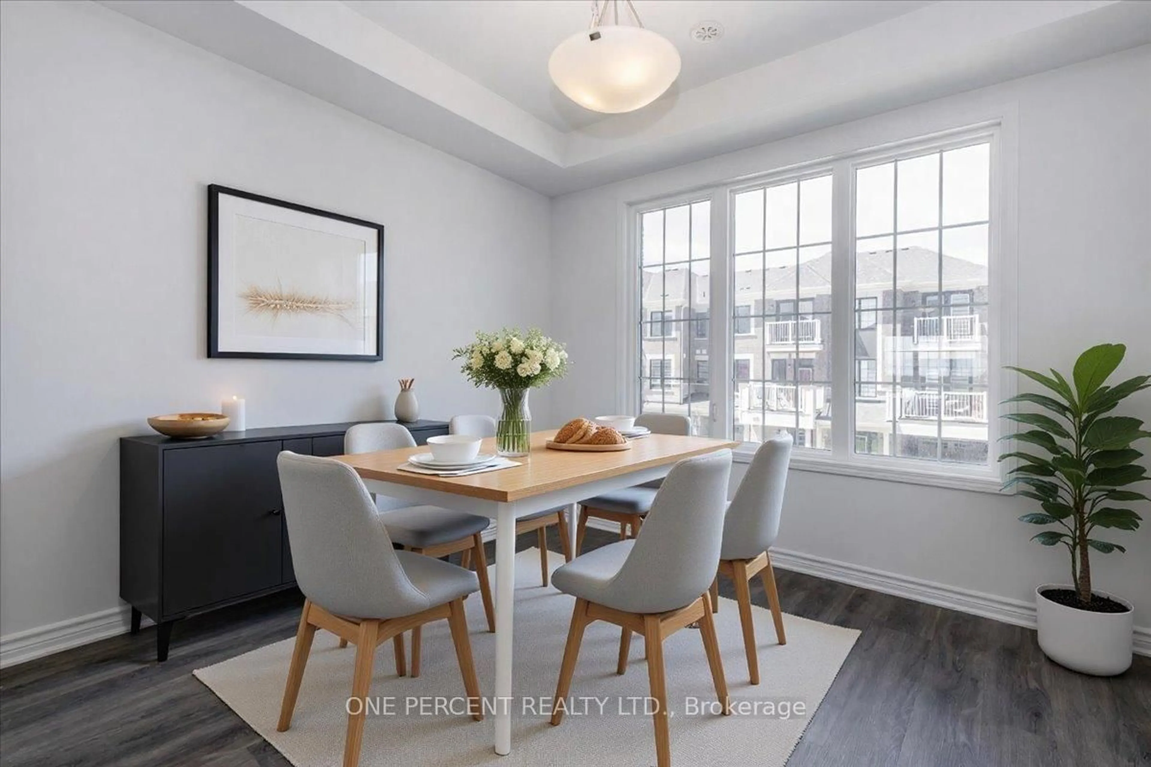 Dining room, wood/laminate floor for 16 Pearen Lane, Barrie Ontario L9J 0Z7