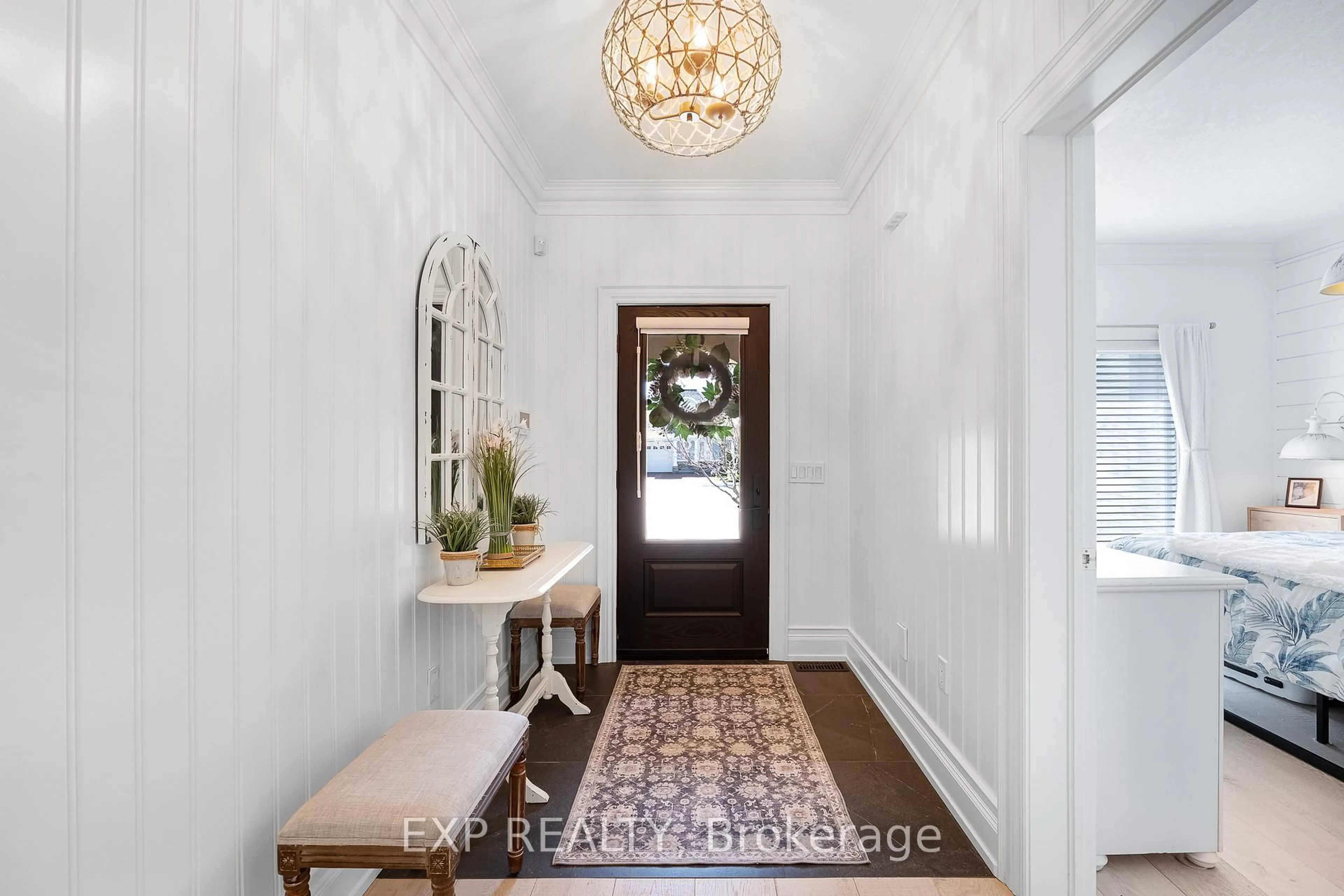 Indoor entryway for 5 Invermara Crt #40, Orillia Ontario L3V 8B4