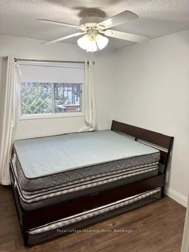 40 Rue Vanier, Tiny 5