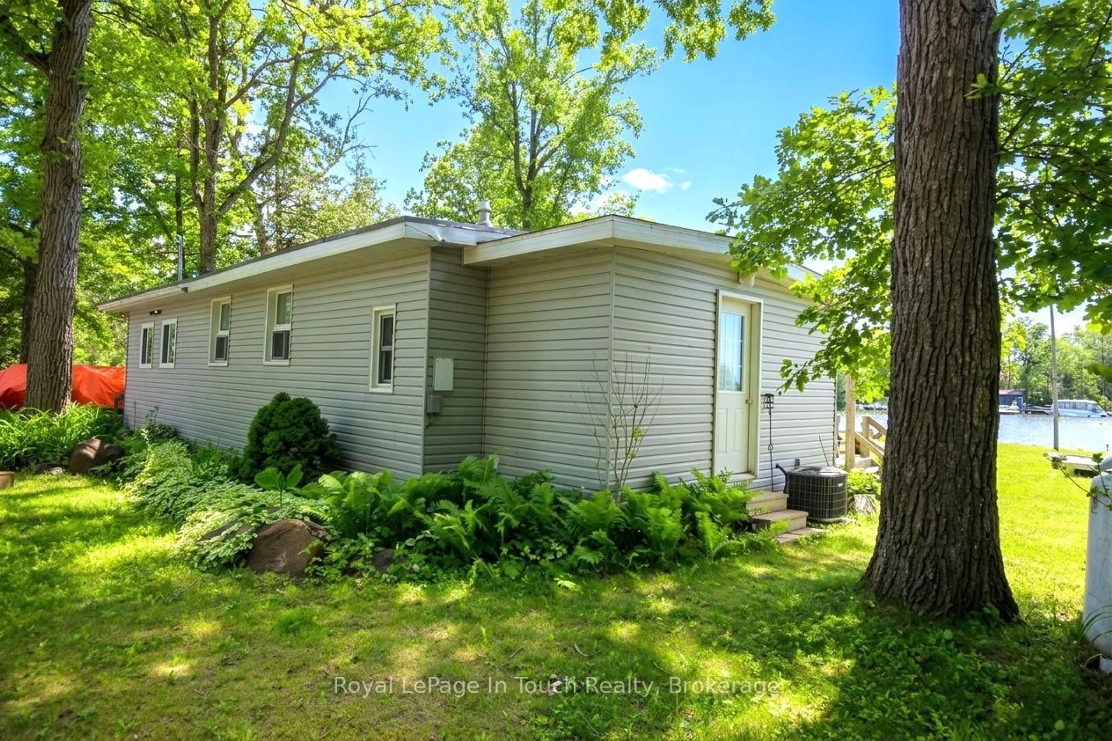 Shed for 46 Long Point Rd, Tay Ontario L0K 1E0