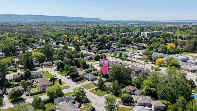 10 Rhonda Rd, Collingwood 4