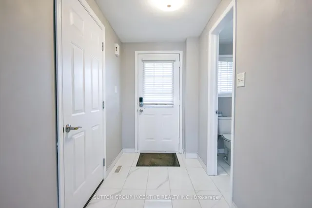 256 Dunsmore Lane, Barrie 4