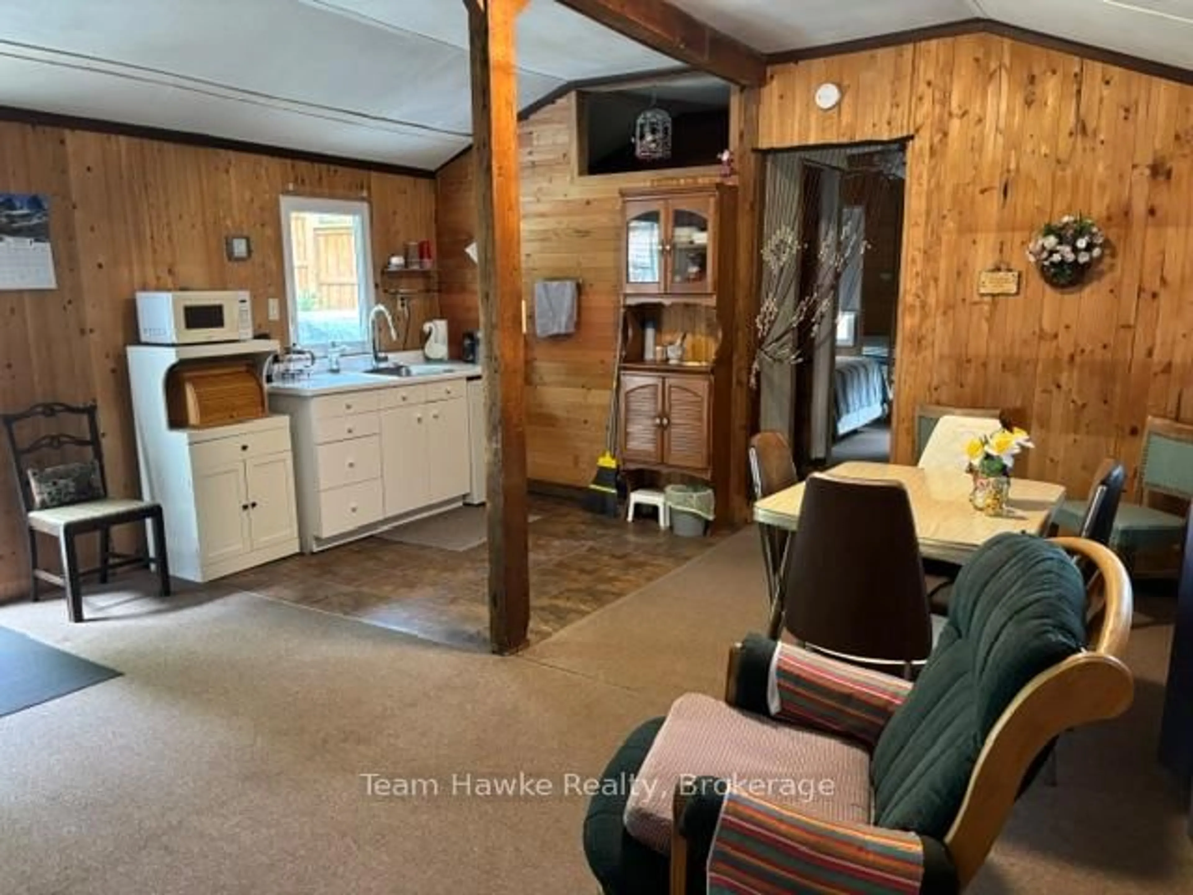 Unknown for 48 Mcarthur Dr, Penetanguishene Ontario L9M 1W9