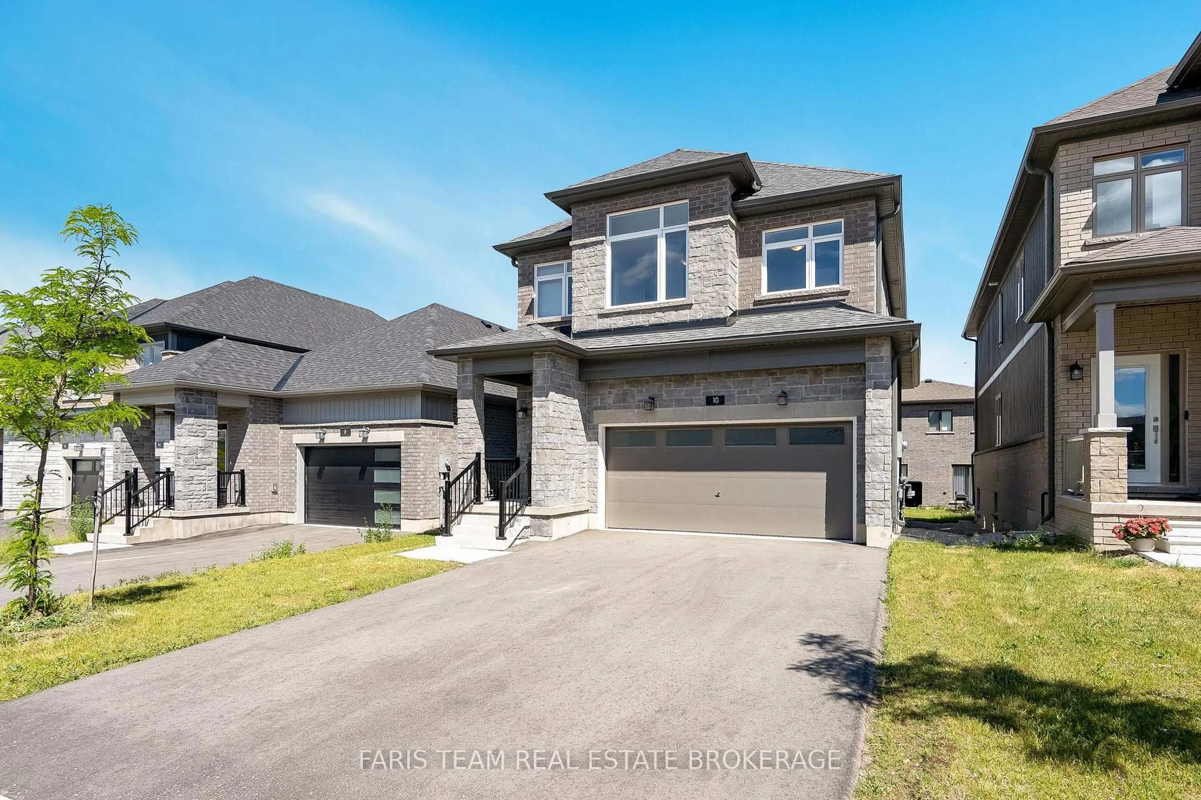 Home with brick exterior material, street for 10 Barnyard Tr, Barrie Ontario L9J 0Y1