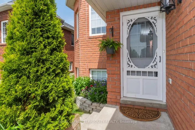 14 Hewitt Pl, Barrie 2