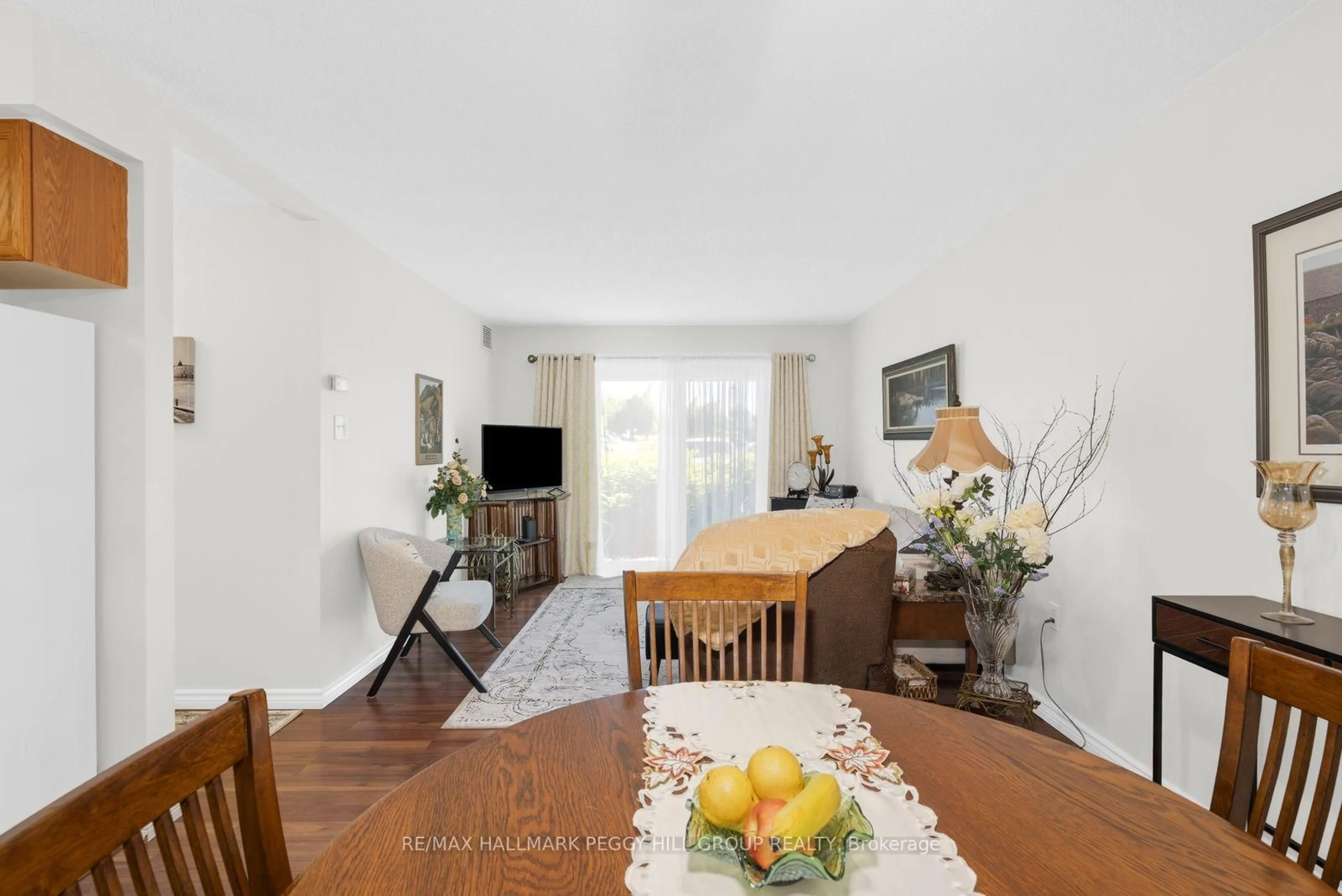 Unknown for 10B Coulter St #211, Barrie Ontario L4N 6S1
