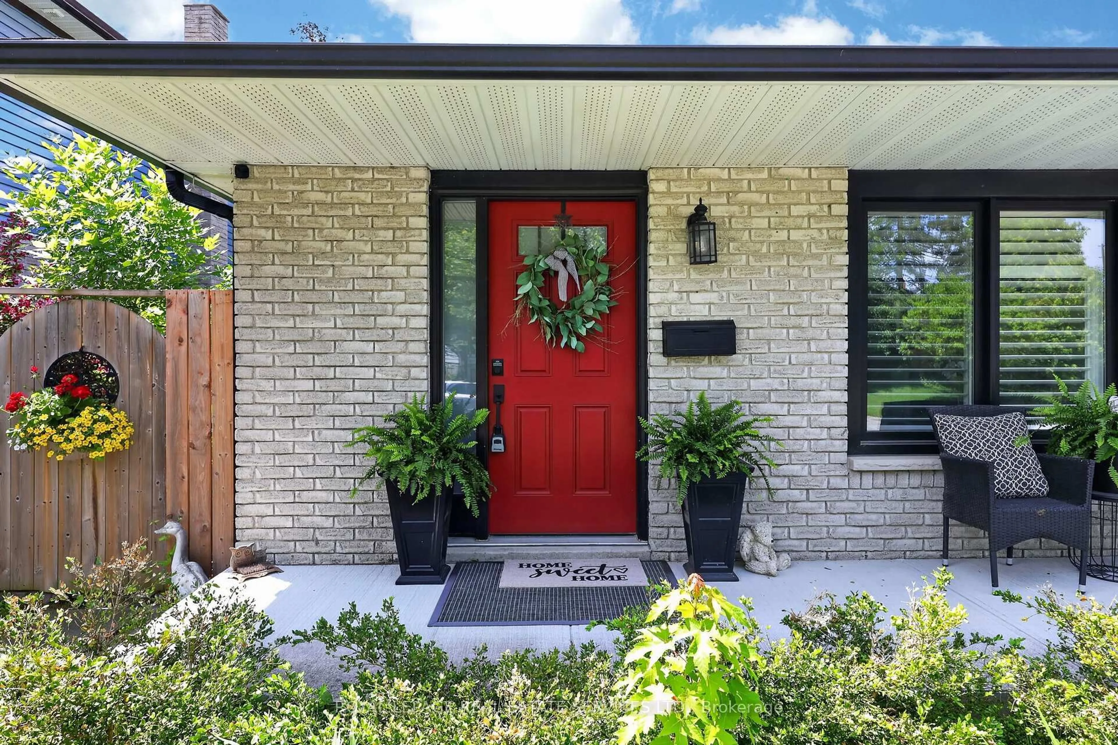 Home with brick exterior material, street for 49 Belcourt Ave, Barrie Ontario L4M 4E5