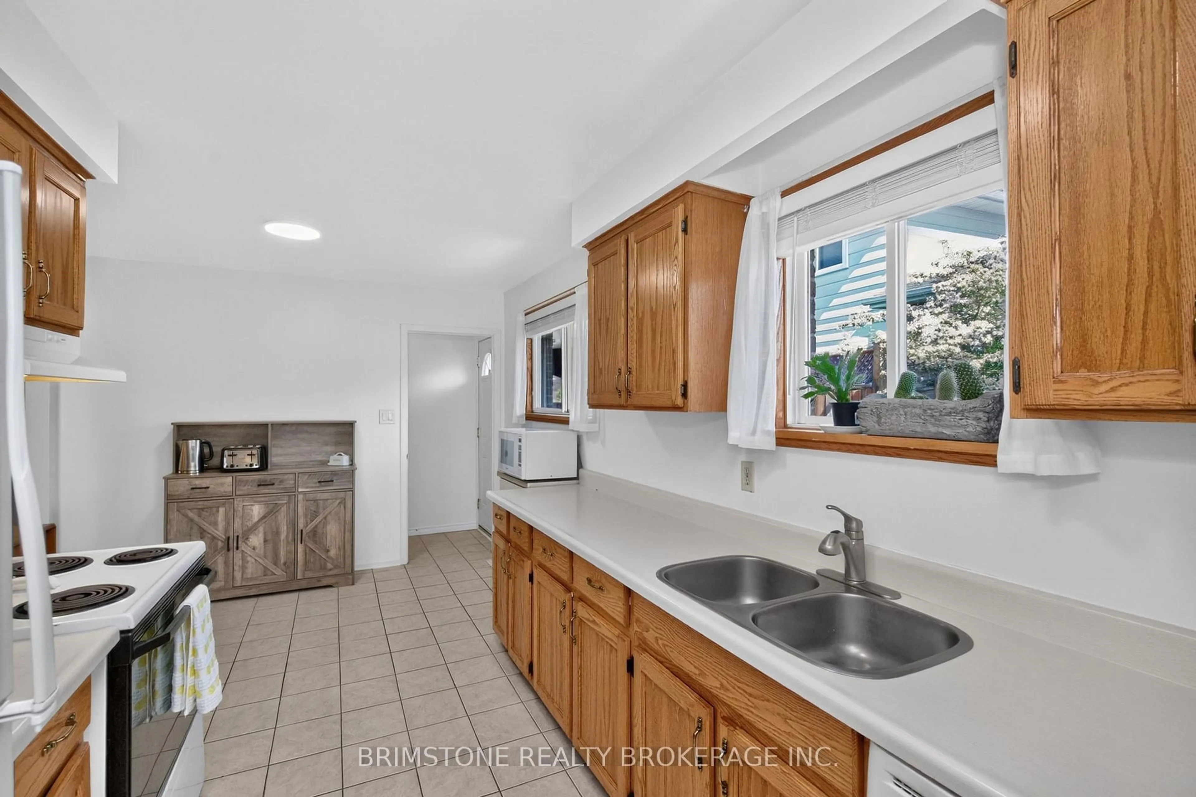 Unknown for 22 Lonsdale Pl, Barrie Ontario L4M 4J1