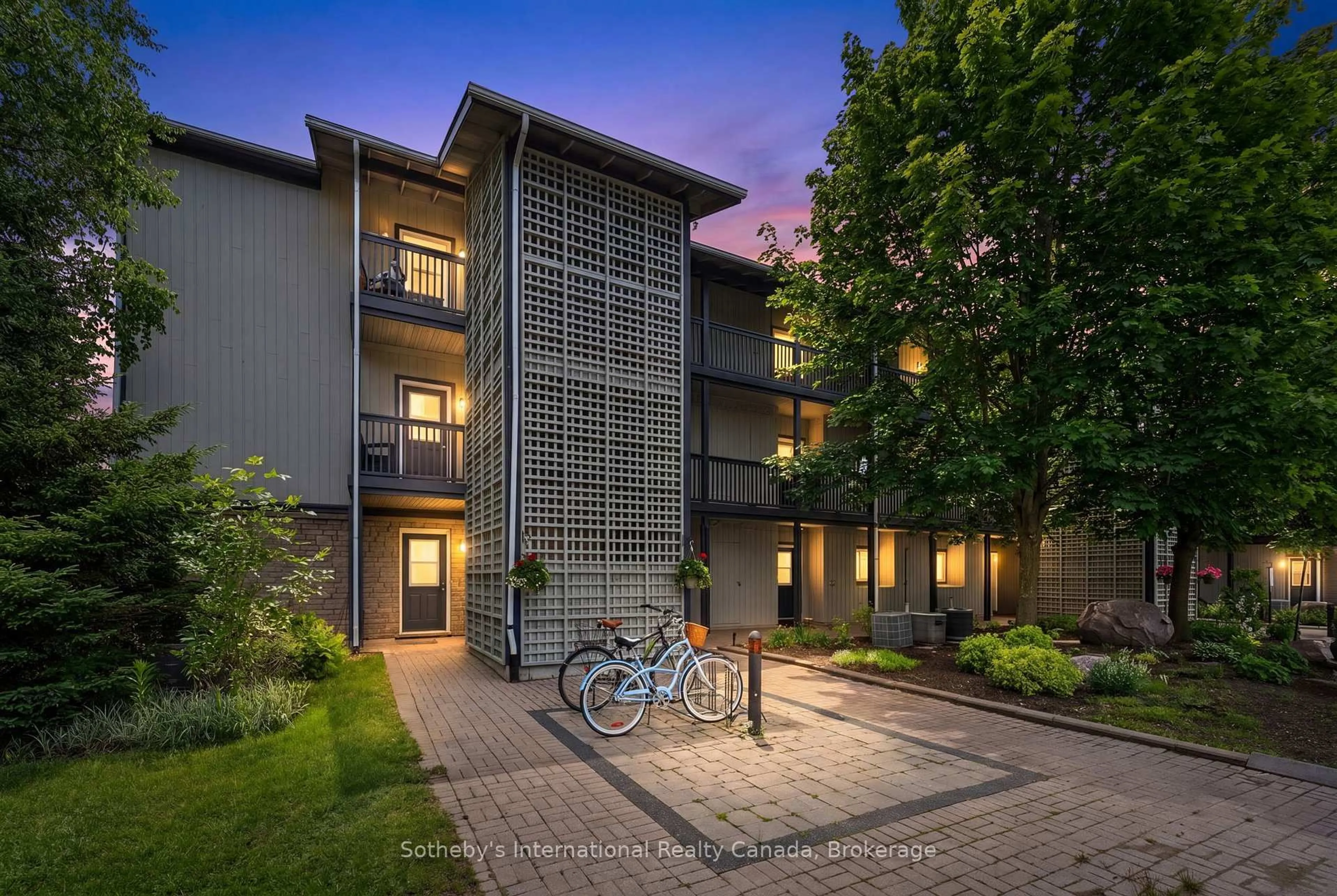 Unknown for 441 Mariners Way, Collingwood Ontario L9Y 5C7
