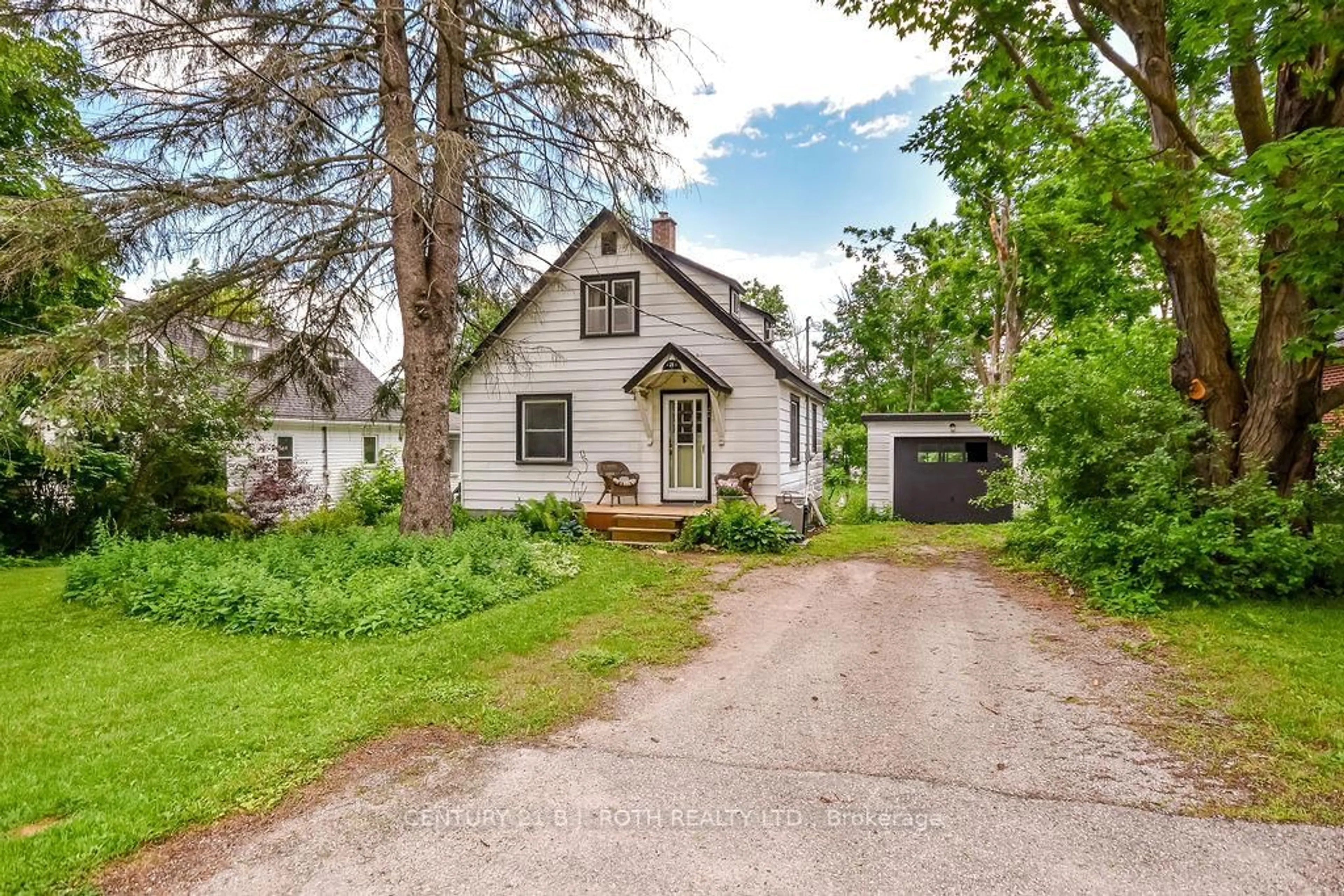Unknown for 21 BENNER St, Orillia Ontario L3V 2G6