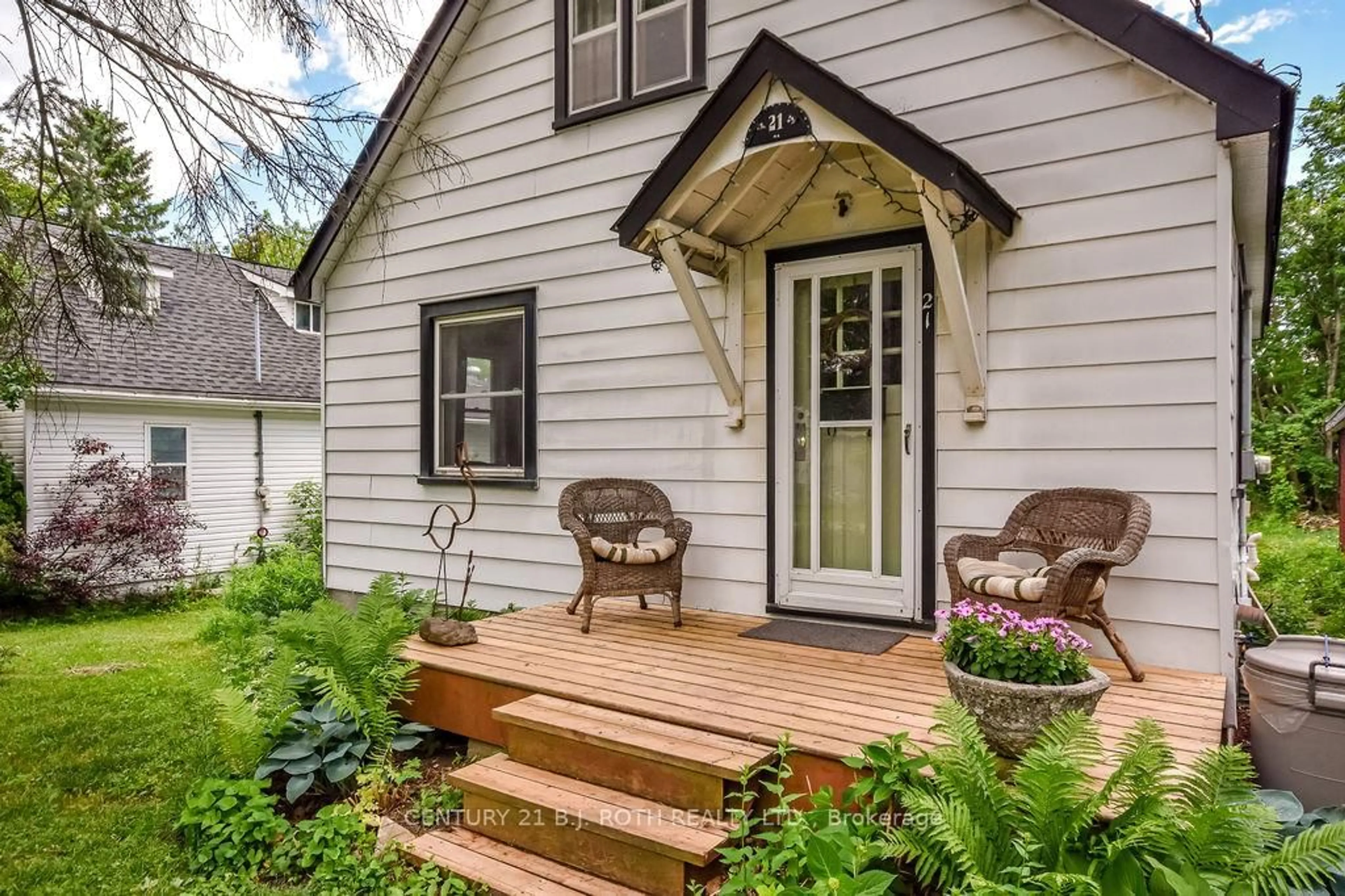 Unknown for 21 BENNER St, Orillia Ontario L3V 2G6