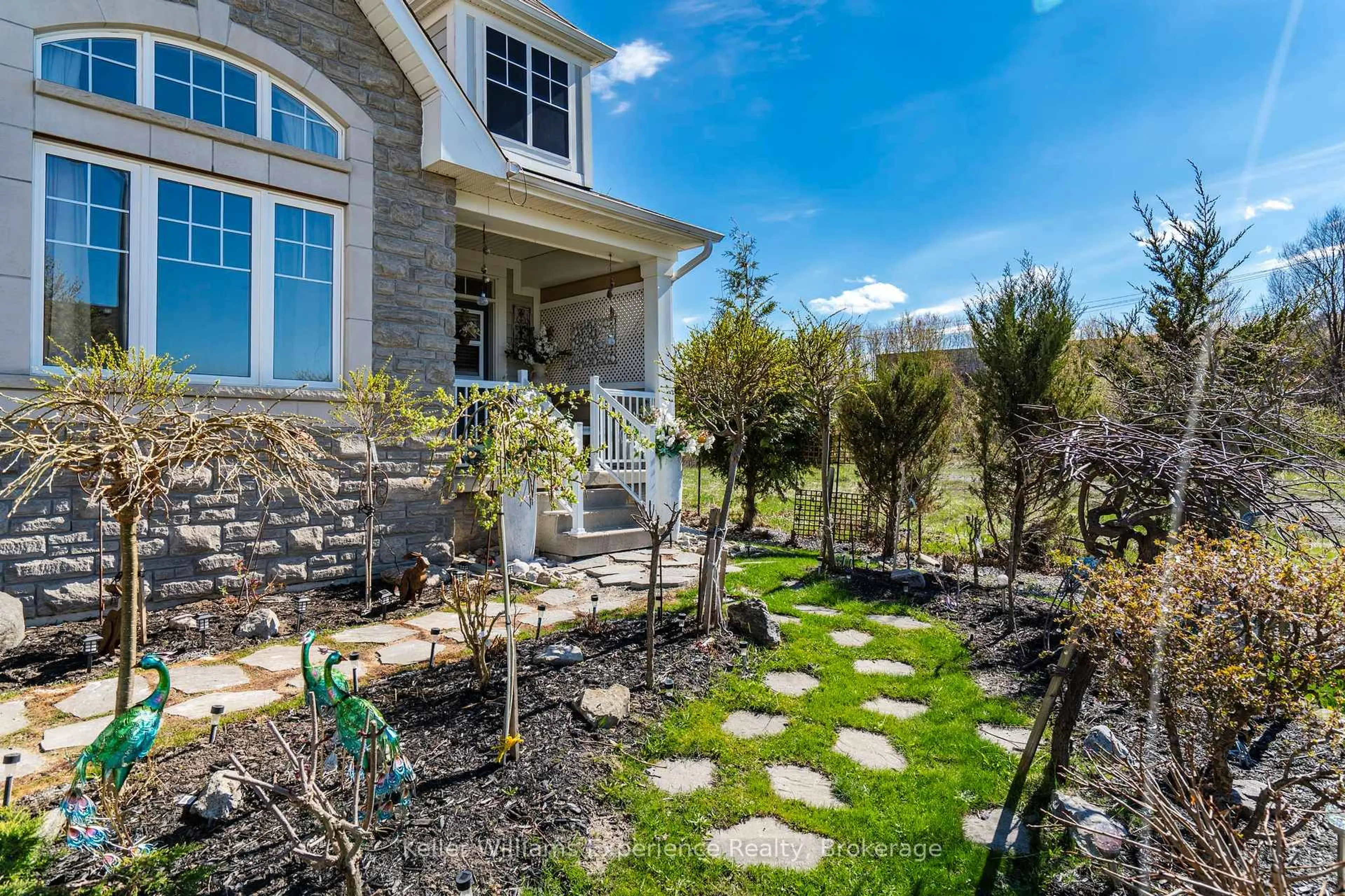 Patio, unknown for 68 Riverwalk Pl, Midland Ontario L4R 0B5