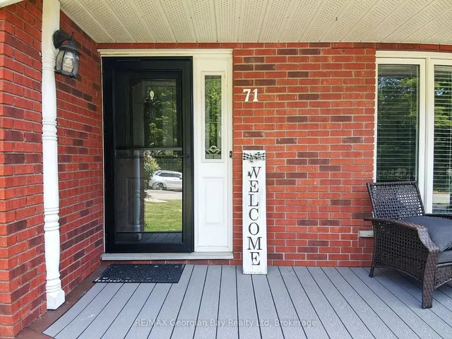 71 Lorne Ave, Penetanguishene 3