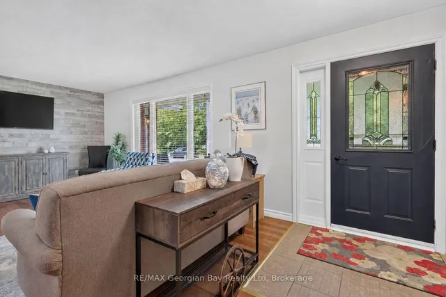 71 Lorne Ave, Penetanguishene 4