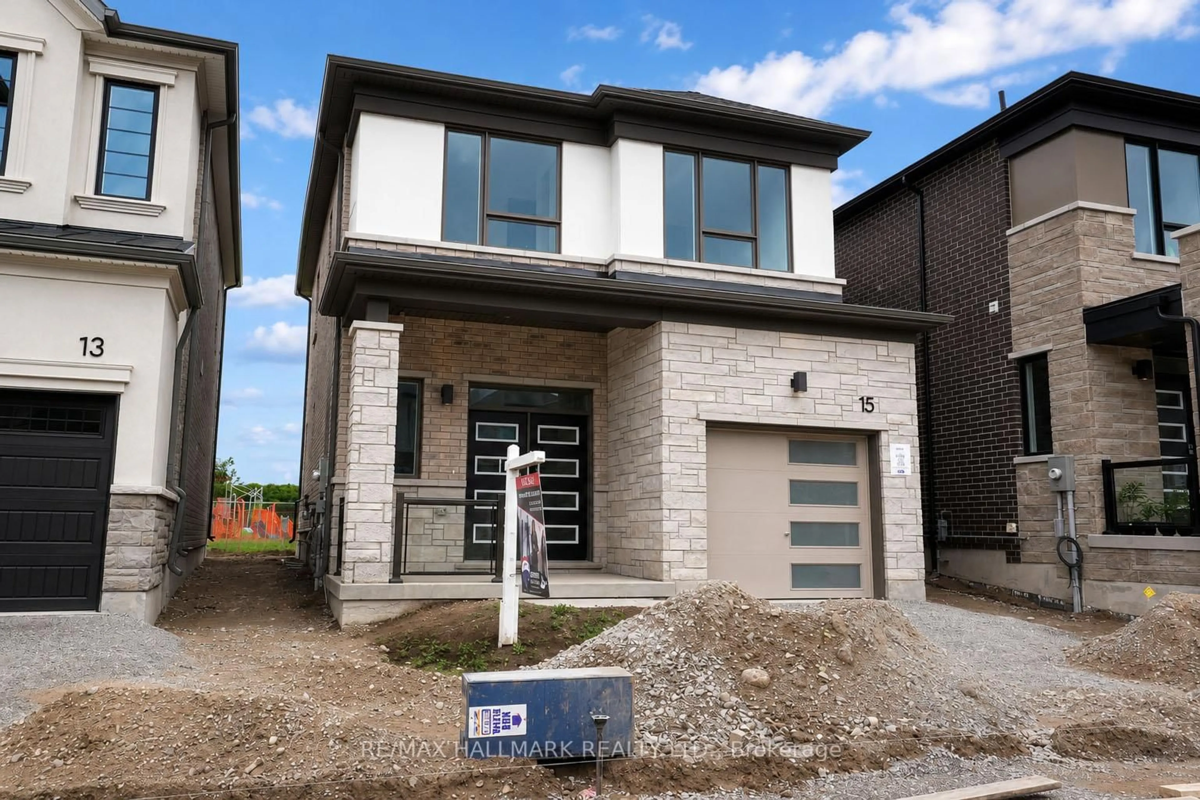Home with brick exterior material, street for 15 Foxley Hts, Barrie Ontario L9J 1A6