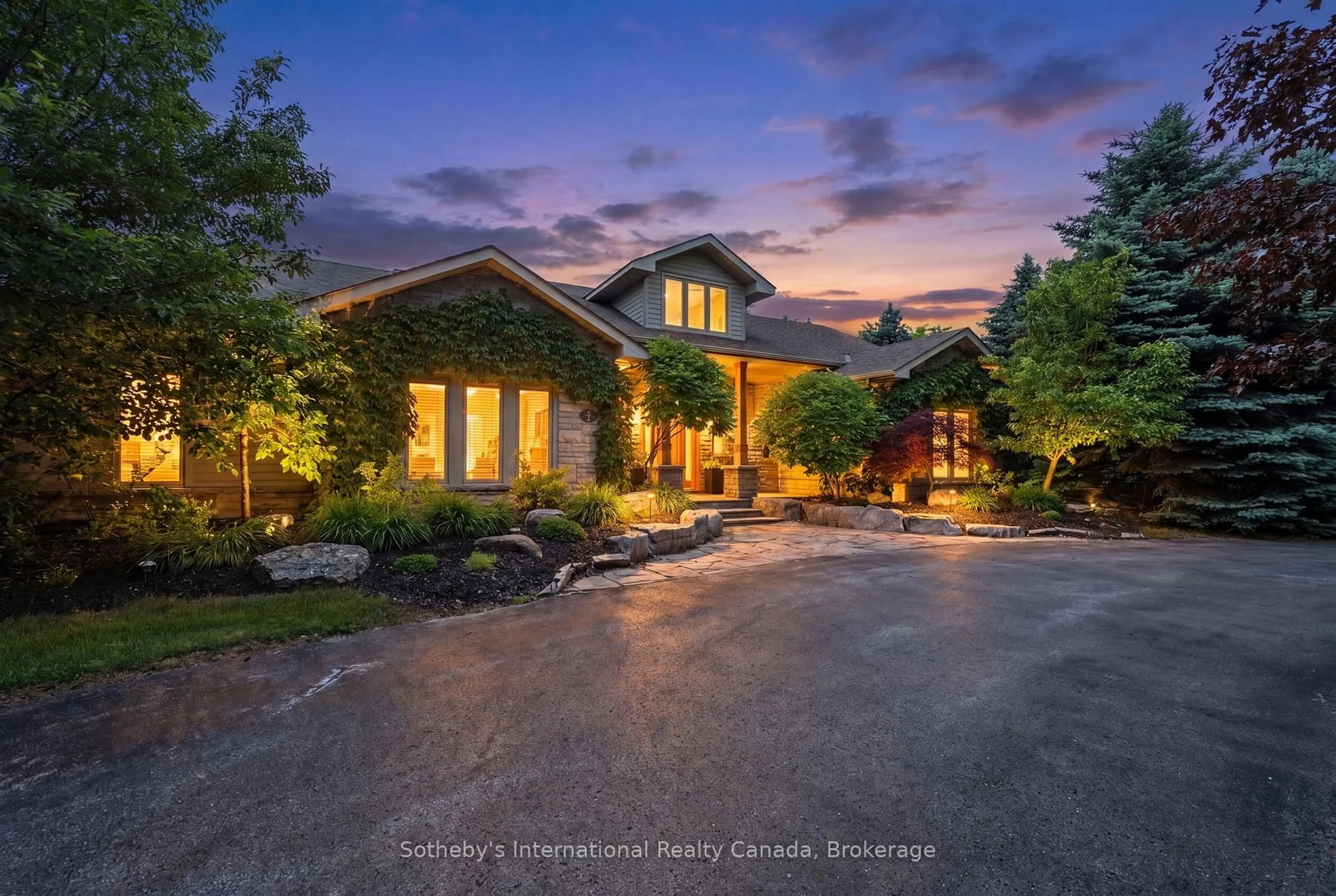 Unknown for 2 Evergreen Rd, Collingwood Ontario L9Y 5A8