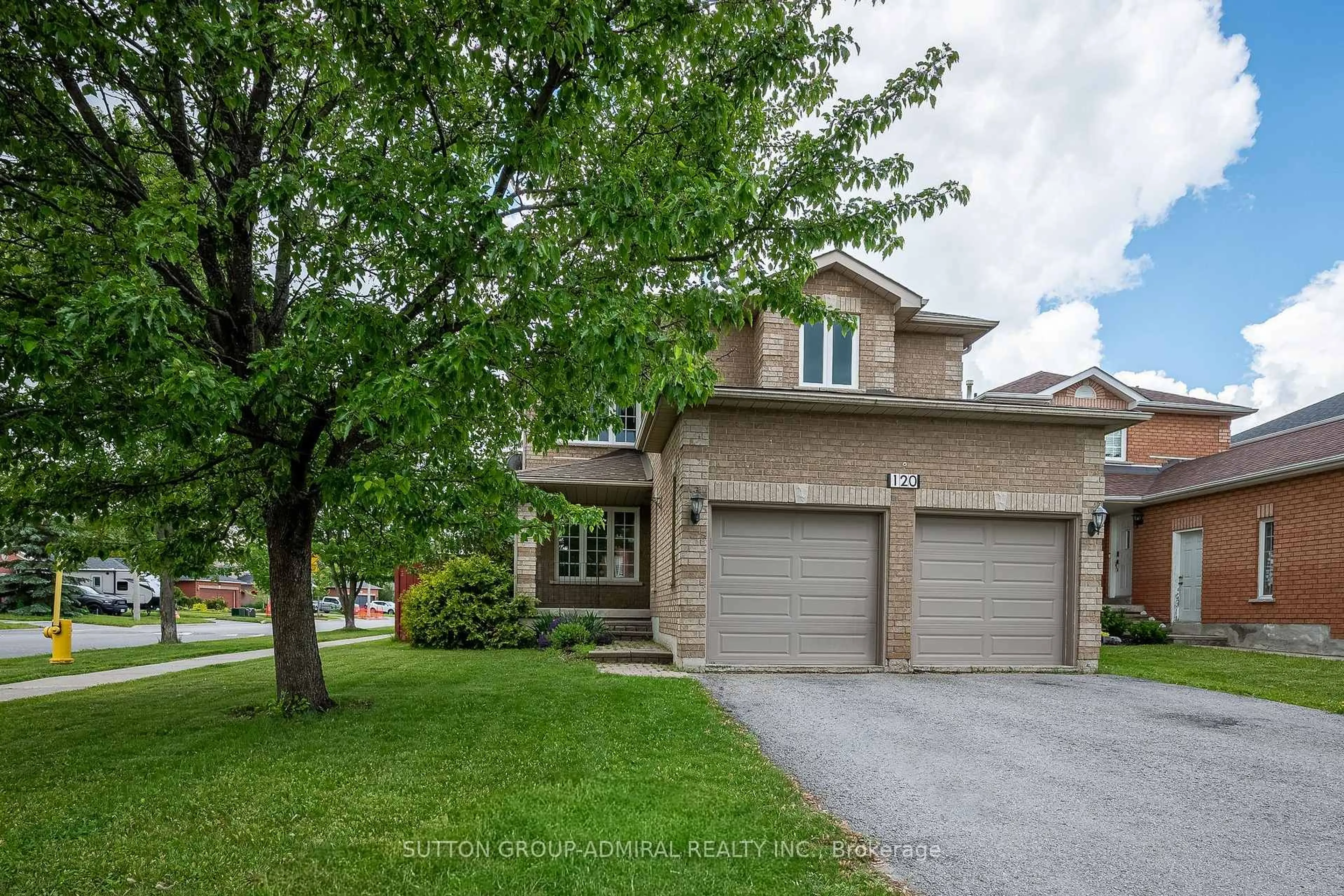 Unknown for 120 Widgeon St, Barrie Ontario L4N 8W4