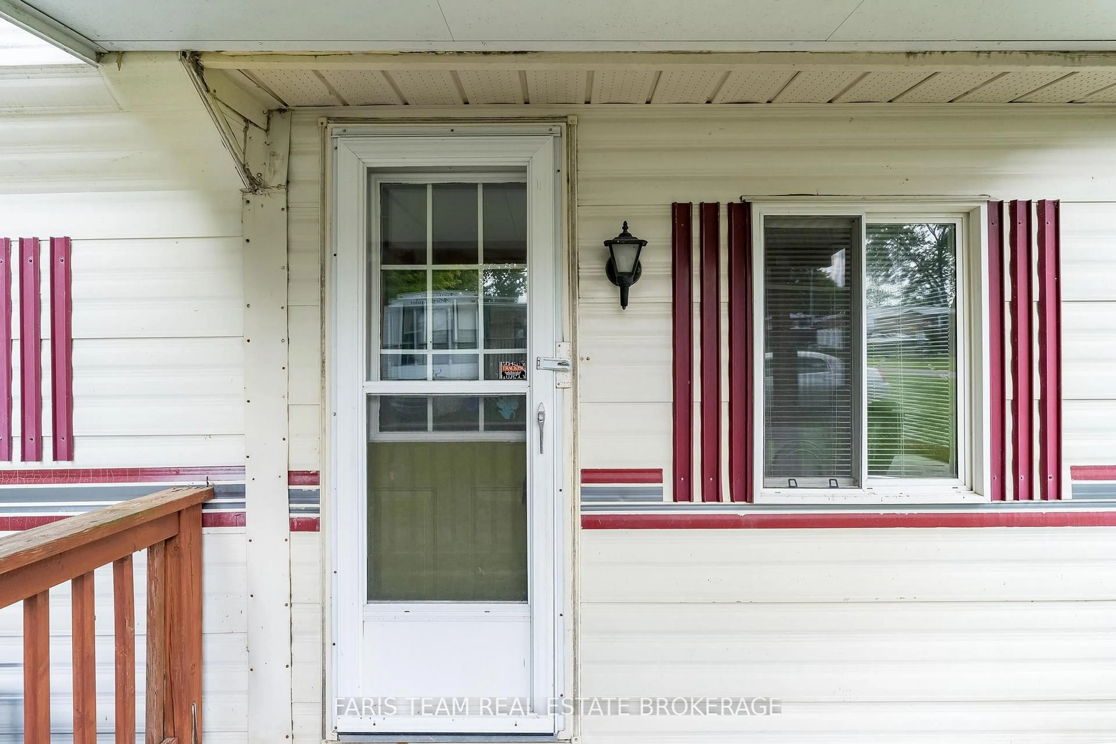 Home with vinyl exterior material, street for 77 Stans Circ, Midland Ontario L4R 0B8