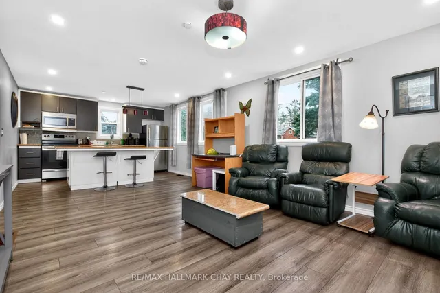 371 Barrie Rd, Orillia 3