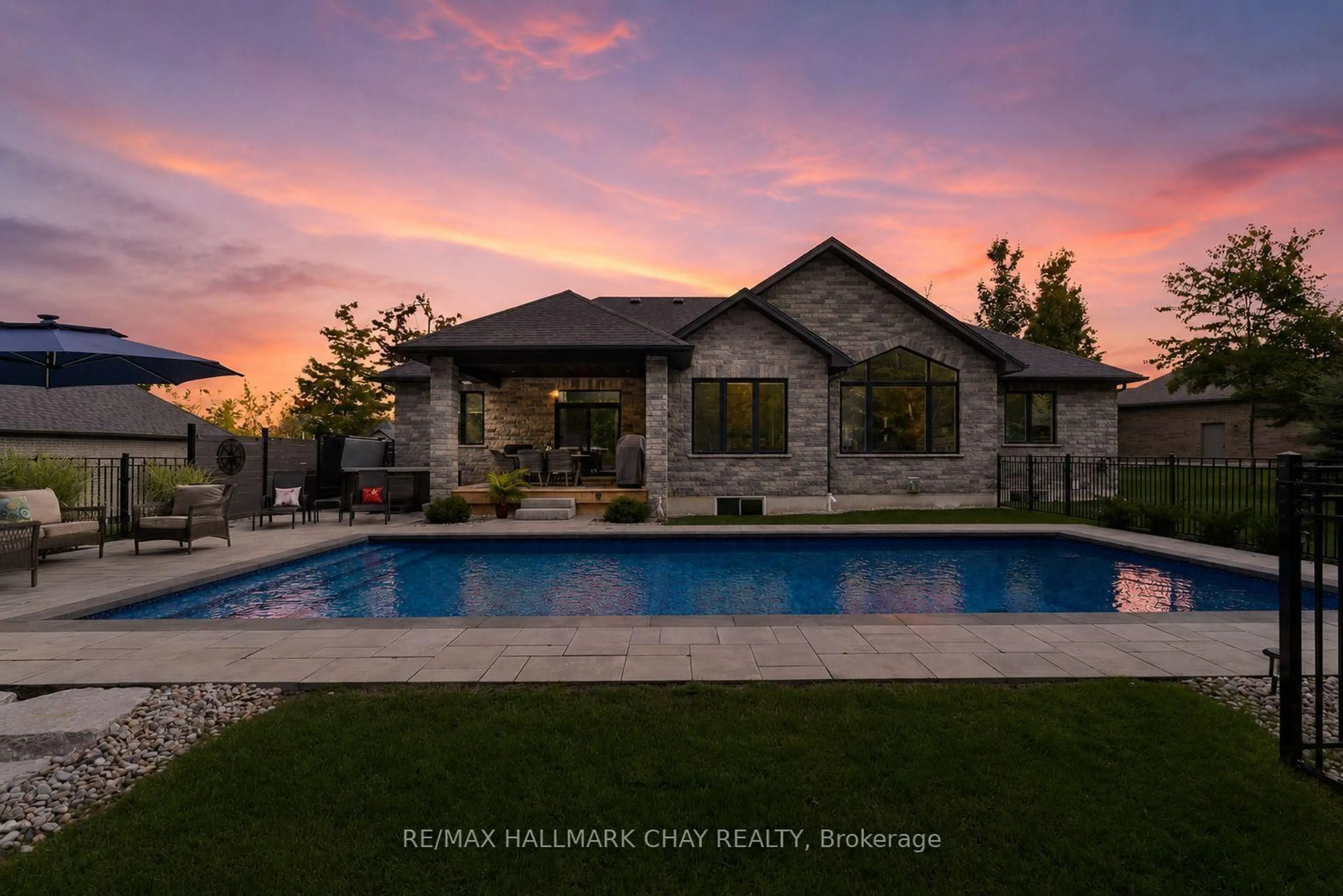 Unknown for 8 Byers St, Springwater Ontario L9X 2A3