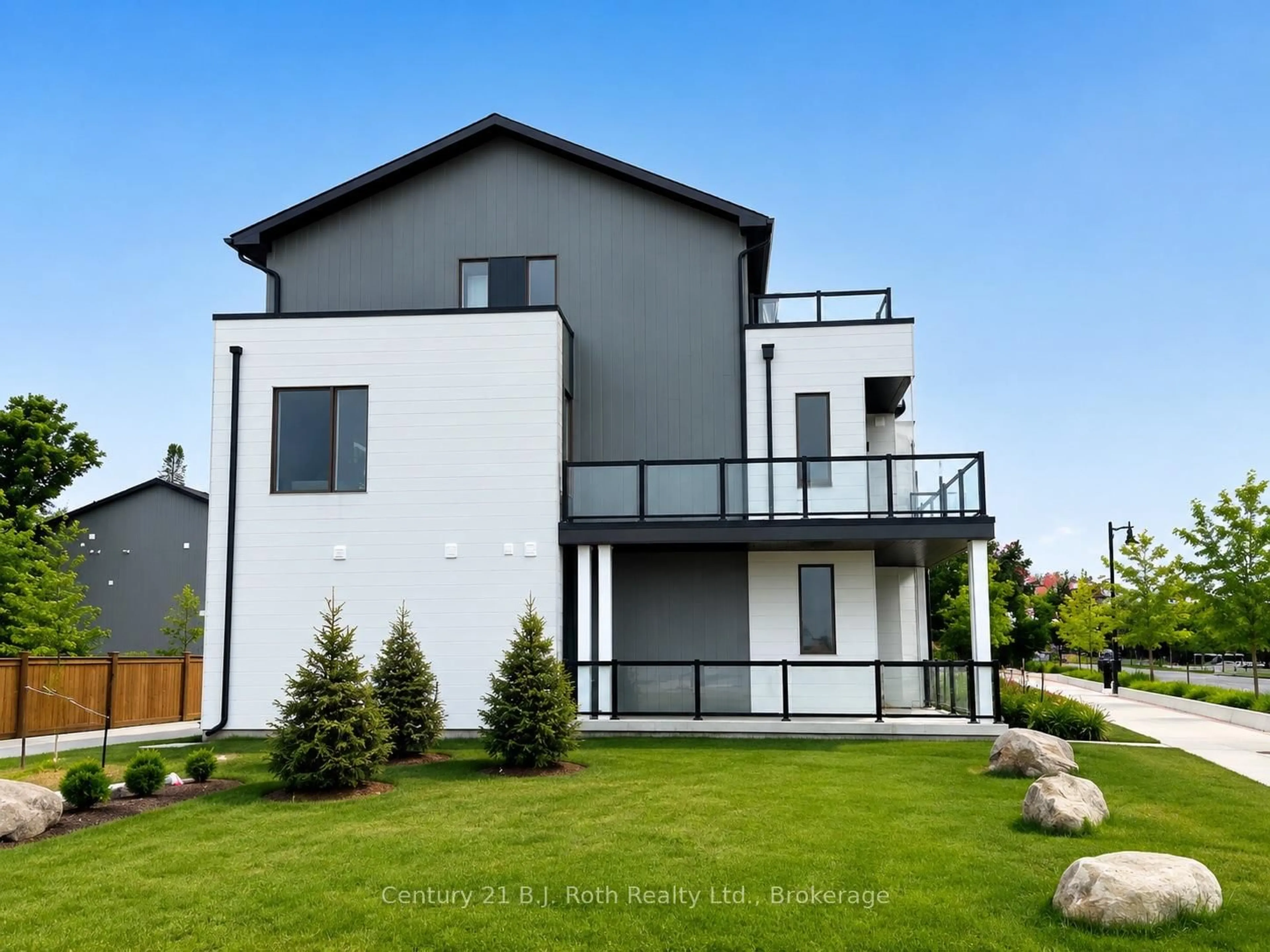 Home with vinyl exterior material, unknown for 81 Lightfoot Dr, Orillia Ontario L3V 7L8
